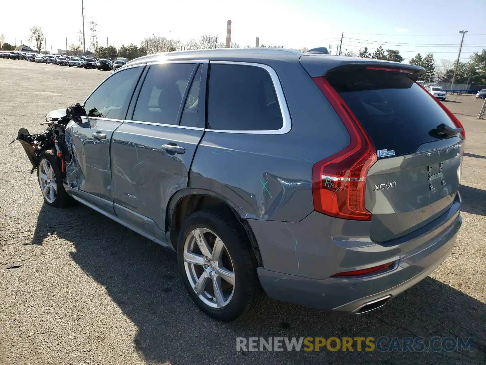 3 Photograph of a damaged car YV4BR00KXL1621113 VOLVO XC90 2020