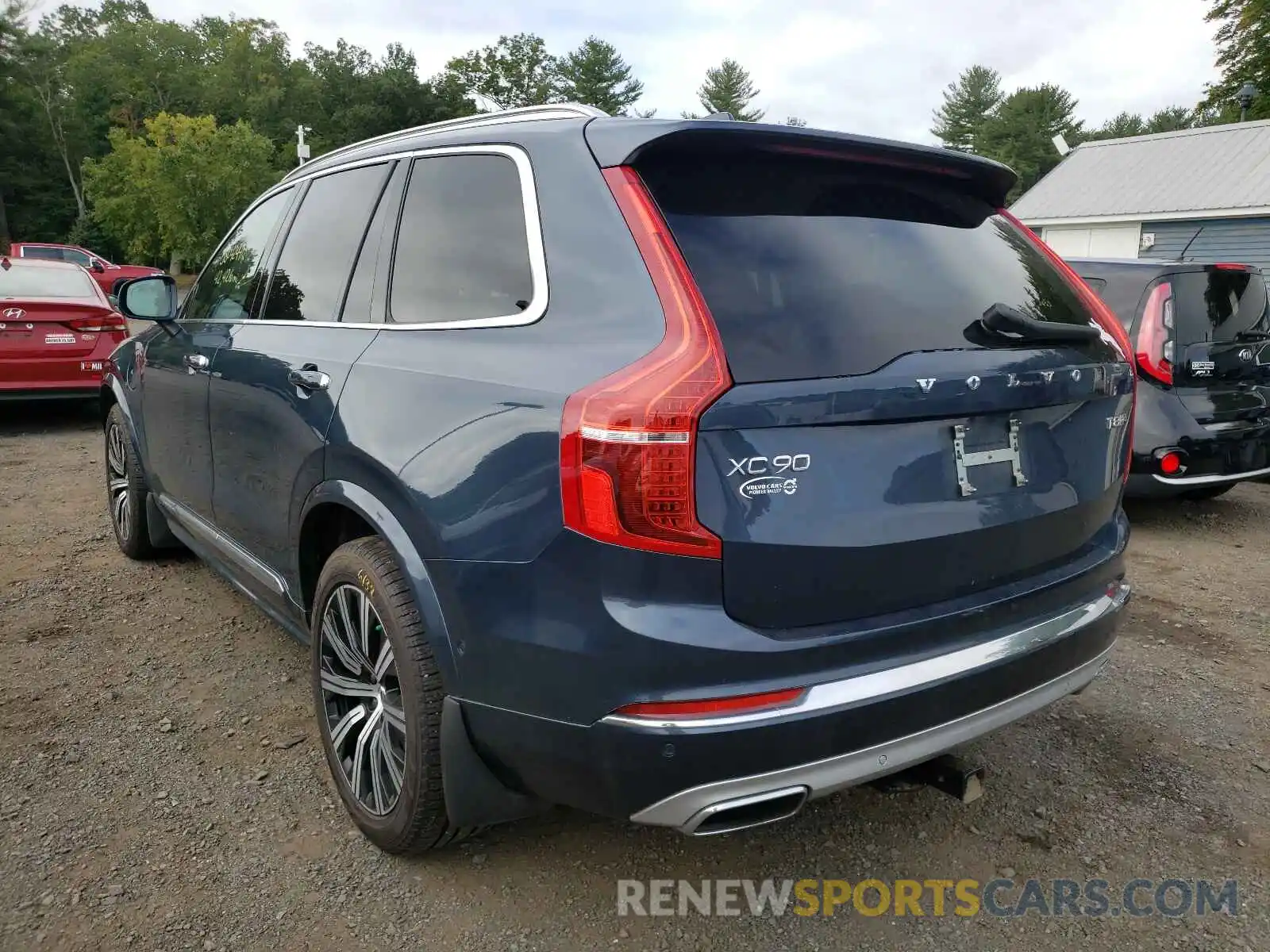 3 Photograph of a damaged car YV4BR00L7L1579136 VOLVO XC90 2020