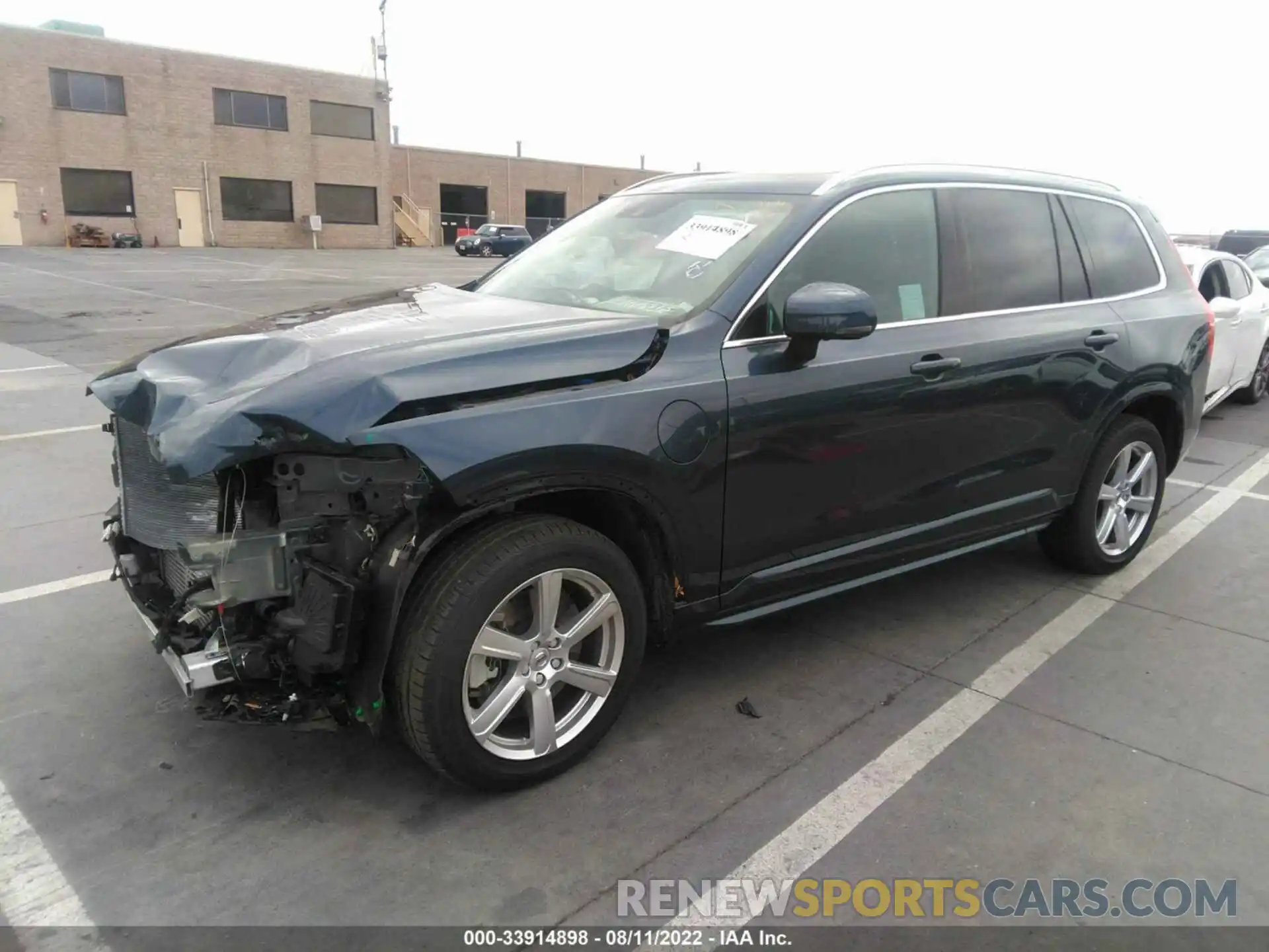 2 Photograph of a damaged car YV4BR0CK2L1622302 VOLVO XC90 2020