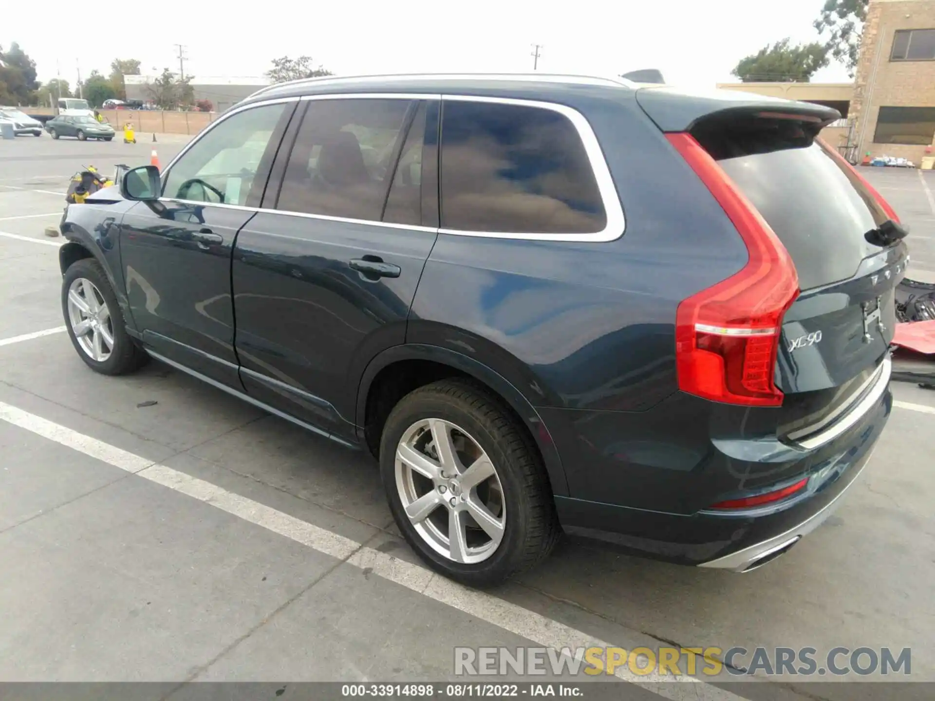 3 Photograph of a damaged car YV4BR0CK2L1622302 VOLVO XC90 2020