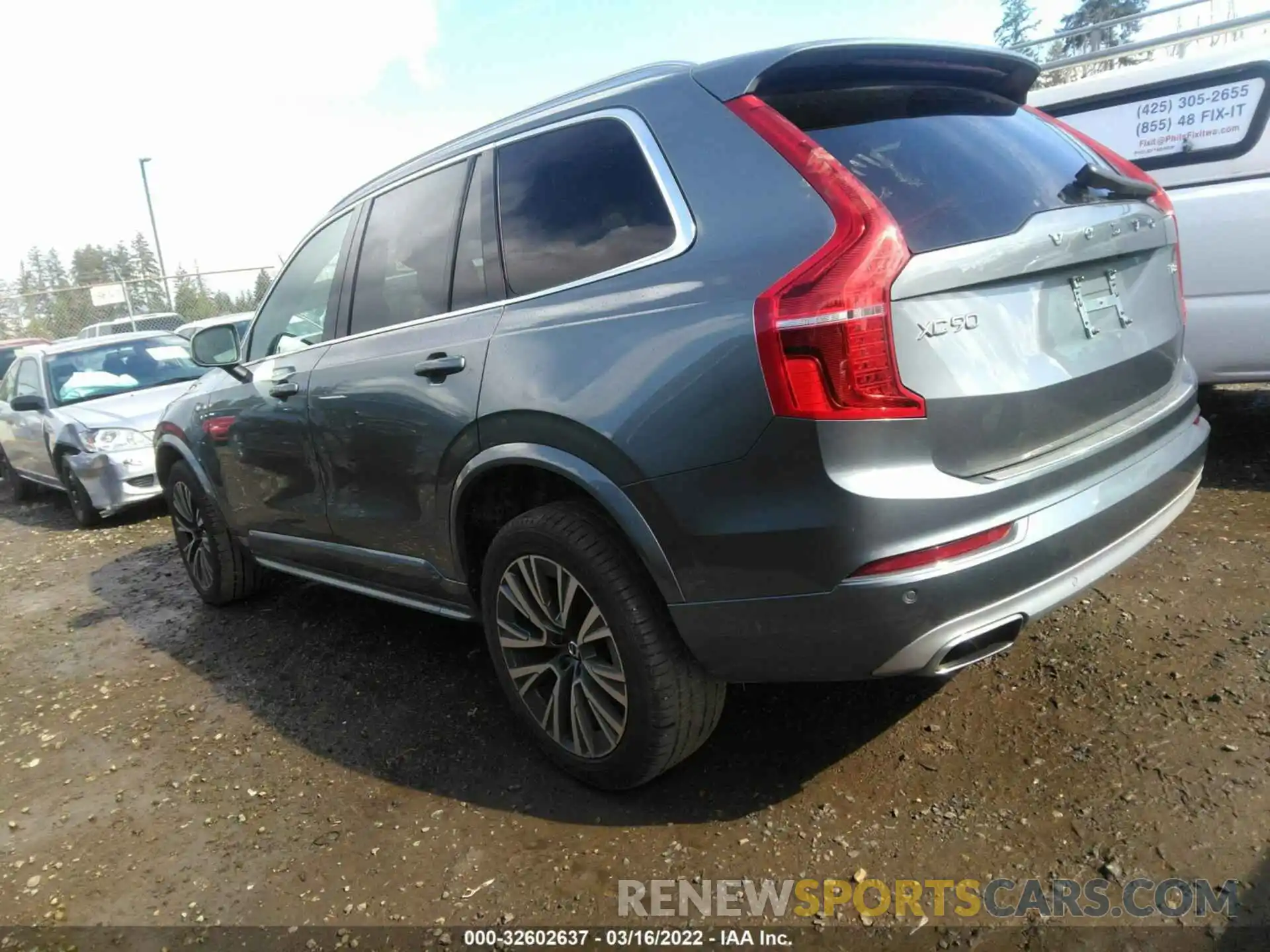 3 Фотография поврежденного автомобиля YV4BR0CK3L1557170 VOLVO XC90 2020