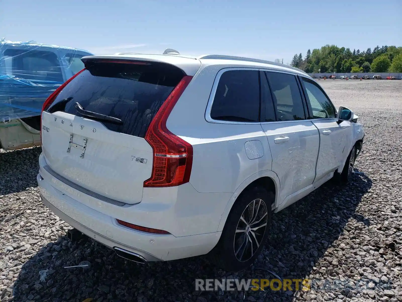4 Photograph of a damaged car YV4BR0CK7L1549718 VOLVO XC90 2020