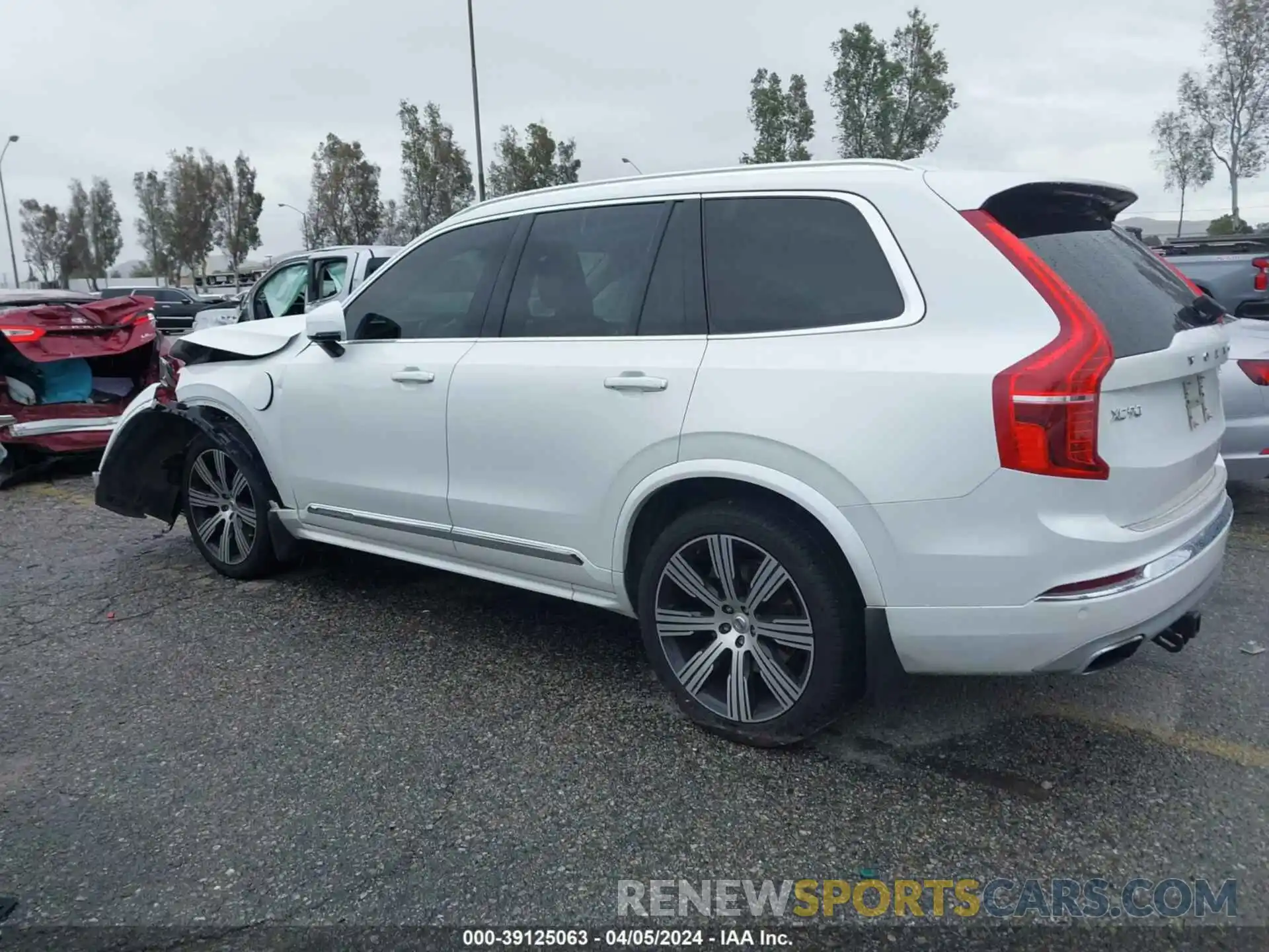 14 Photograph of a damaged car YV4BR0CL9L1595219 VOLVO XC90 2020