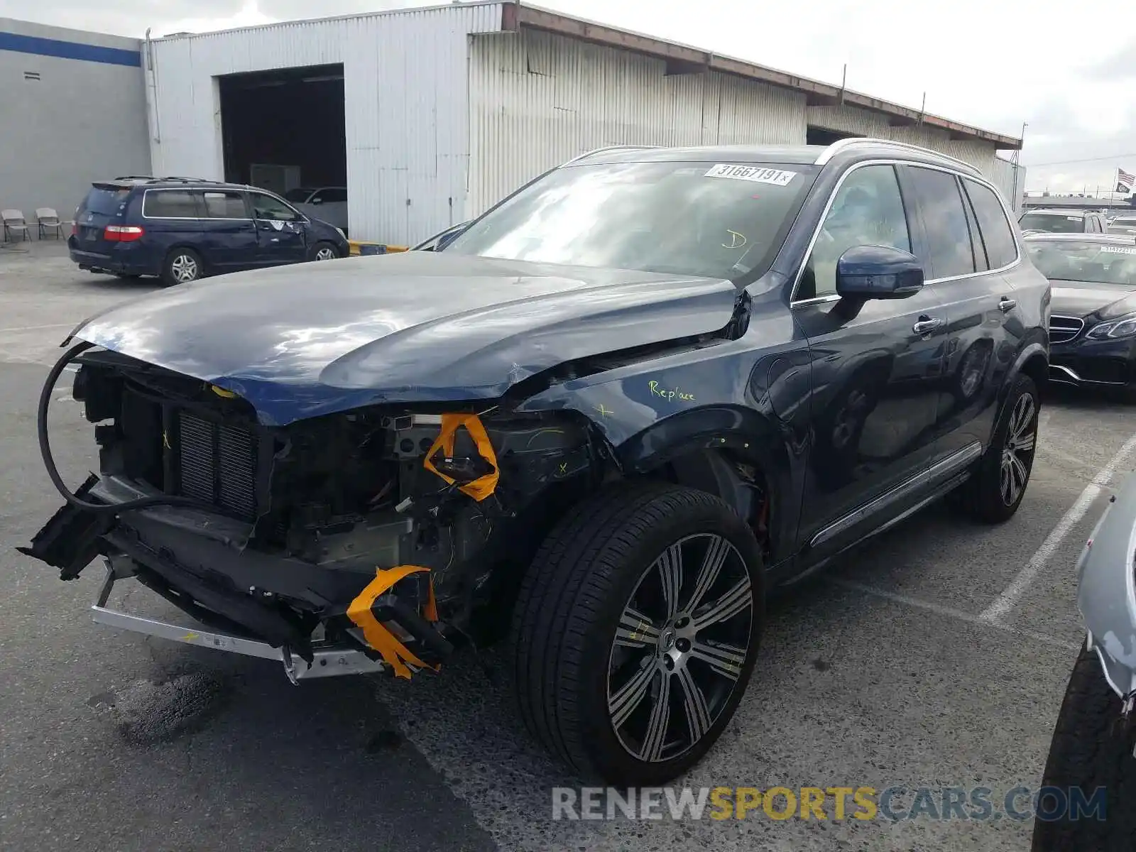 2 Photograph of a damaged car YV4BR0CLXL1577019 VOLVO XC90 2020