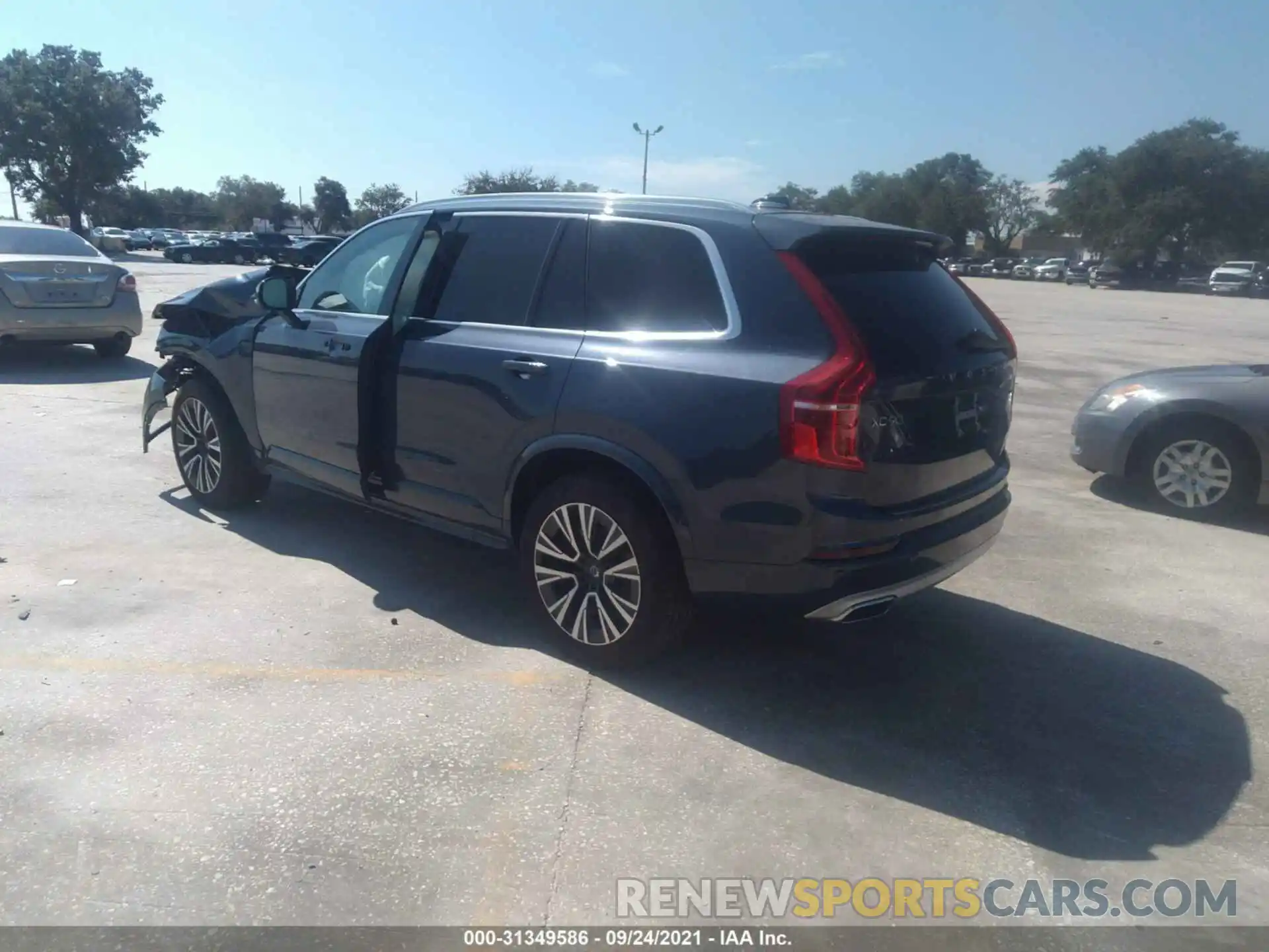 3 Photograph of a damaged car YV4102CK1M1685118 VOLVO XC90 2021