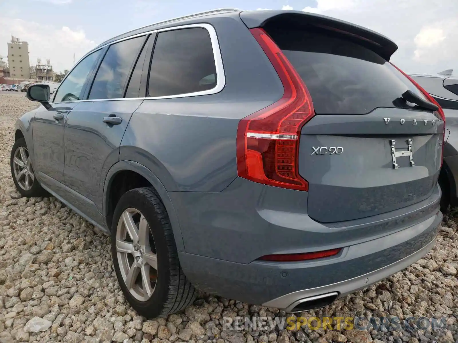 3 Photograph of a damaged car YV4102CK2M1716988 VOLVO XC90 2021