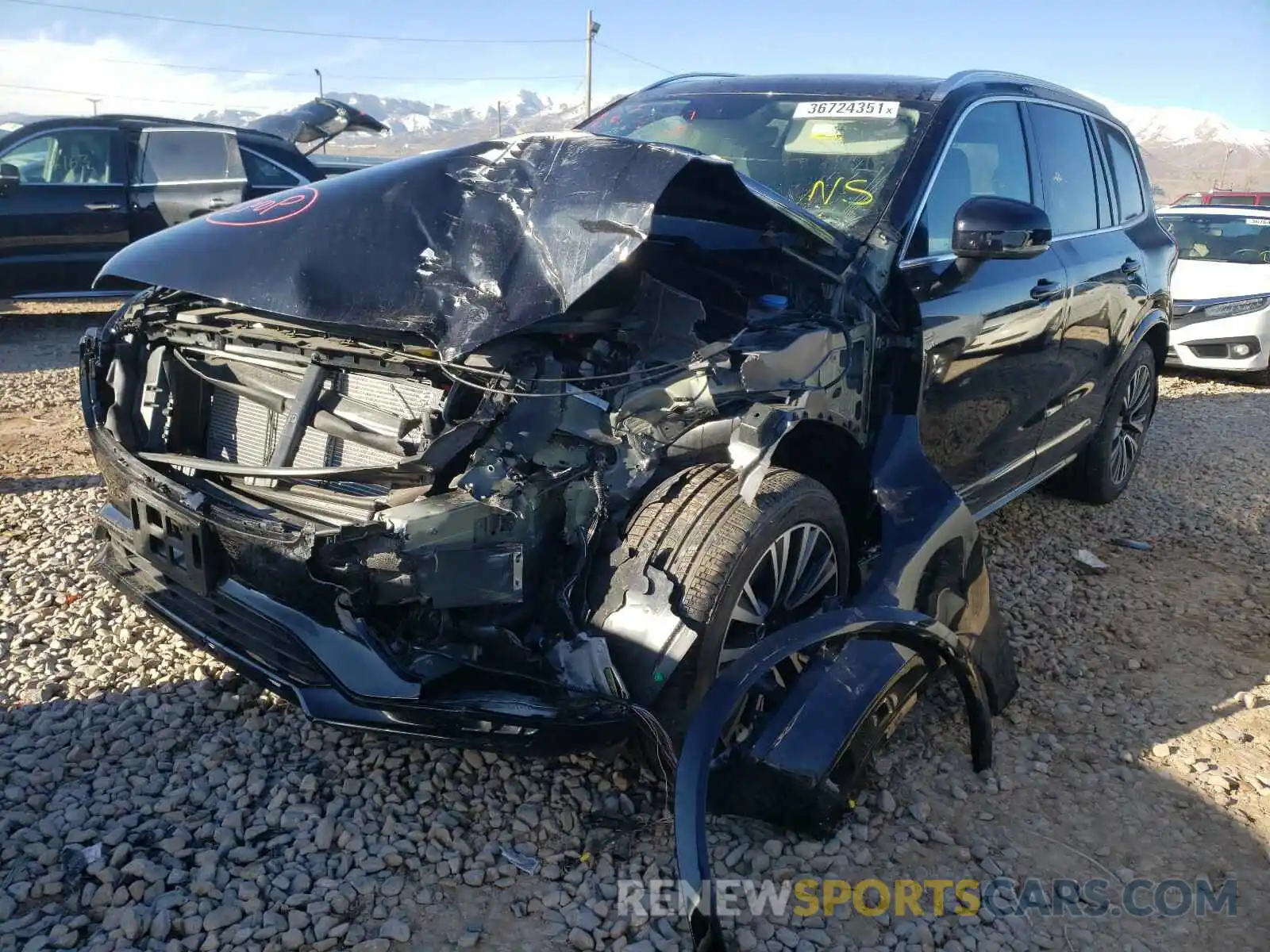 2 Photograph of a damaged car YV4102CK3M1671740 VOLVO XC90 2021