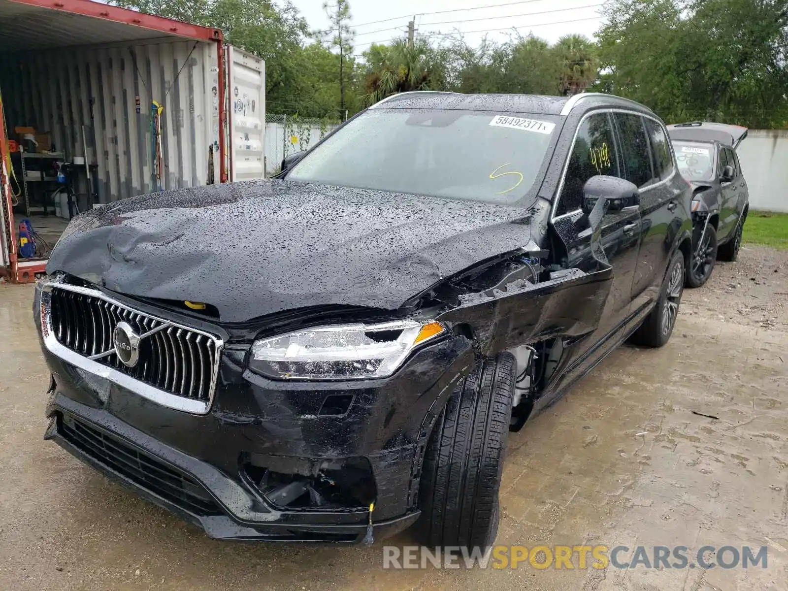 2 Photograph of a damaged car YV4102CK7M1744348 VOLVO XC90 2021