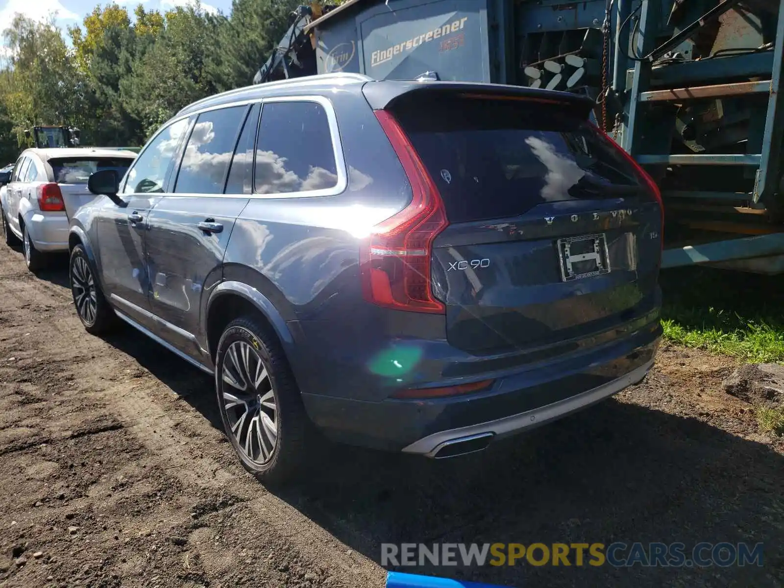 3 Photograph of a damaged car YV4102PK0M1693172 VOLVO XC90 2021