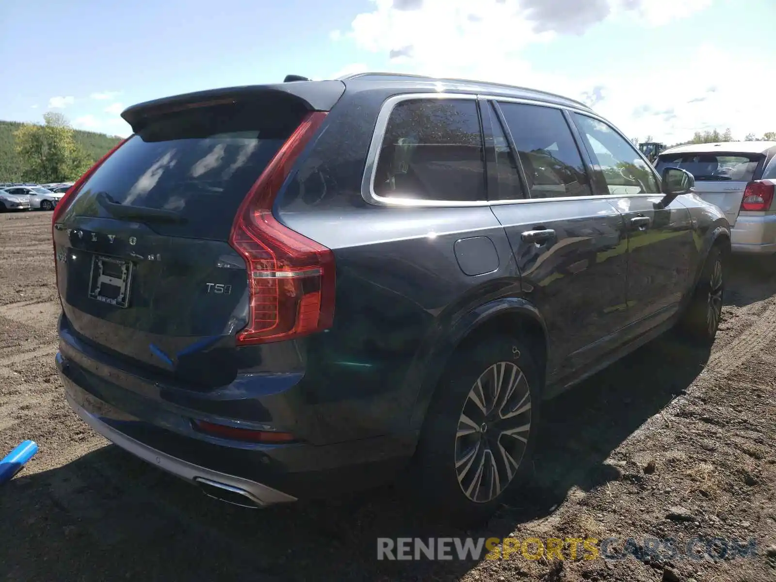 4 Photograph of a damaged car YV4102PK0M1693172 VOLVO XC90 2021