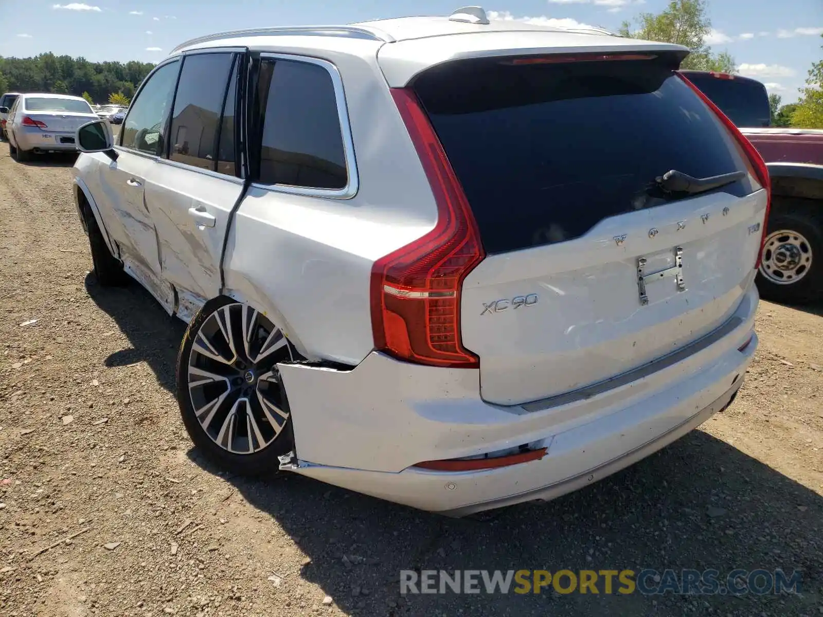 3 Photograph of a damaged car YV4102PK0M1731998 VOLVO XC90 2021