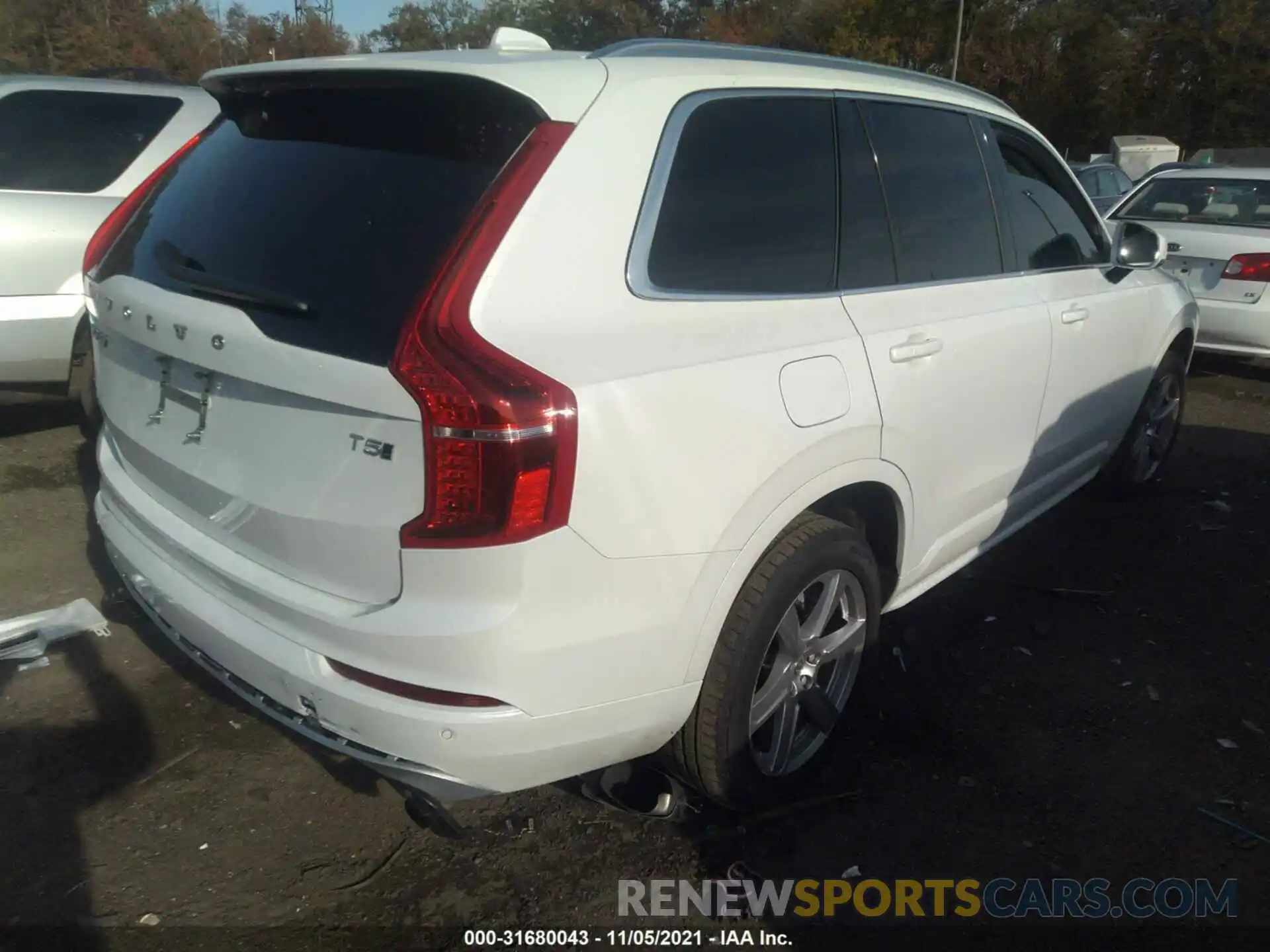 4 Photograph of a damaged car YV4102PK0M1751216 VOLVO XC90 2021