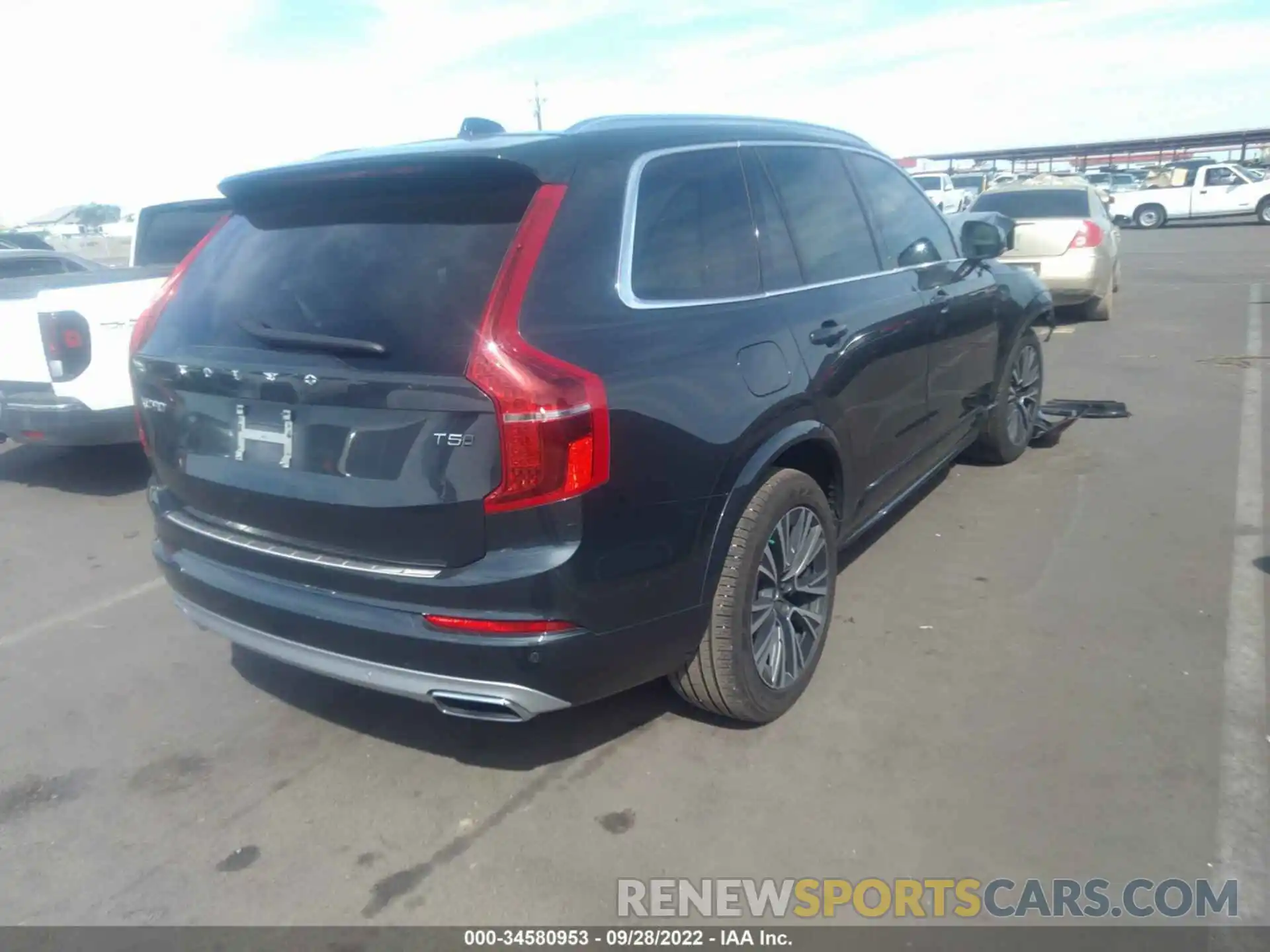 4 Photograph of a damaged car YV4102PK2M1760659 VOLVO XC90 2021