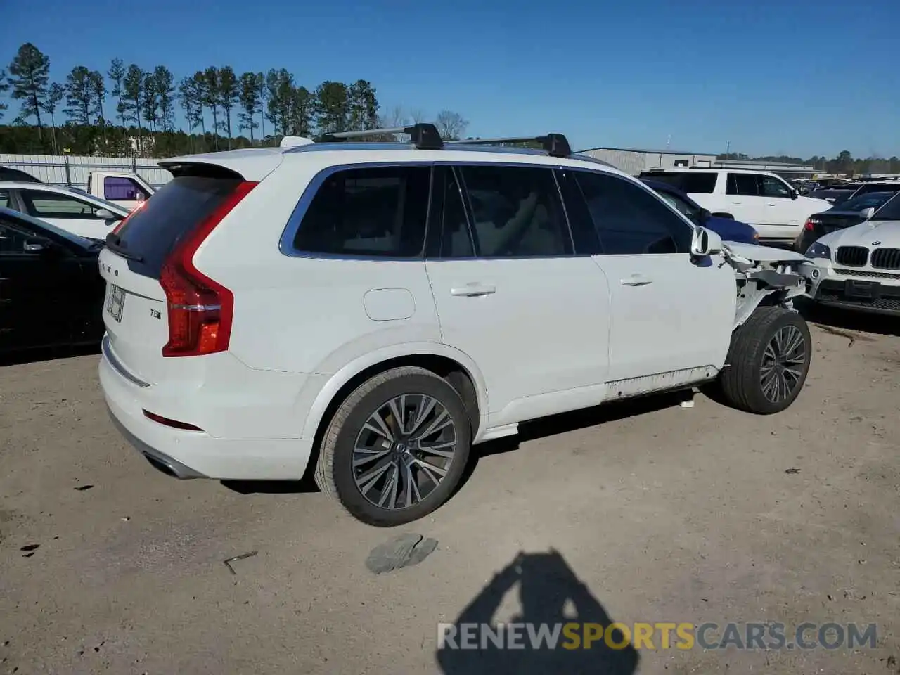 3 Photograph of a damaged car YV4102PK3M1740534 VOLVO XC90 2021