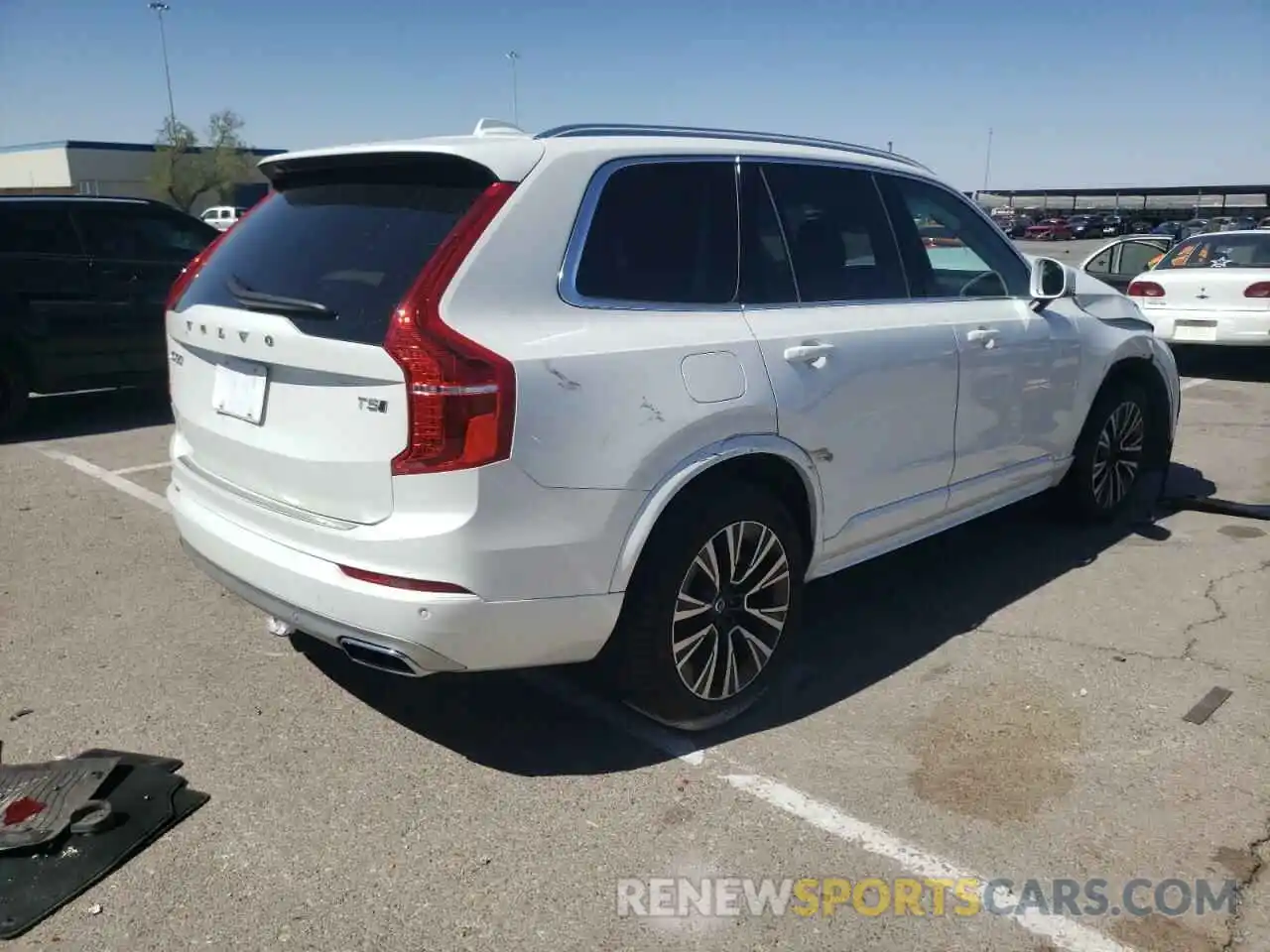 4 Photograph of a damaged car YV4102PK5M1714839 VOLVO XC90 2021