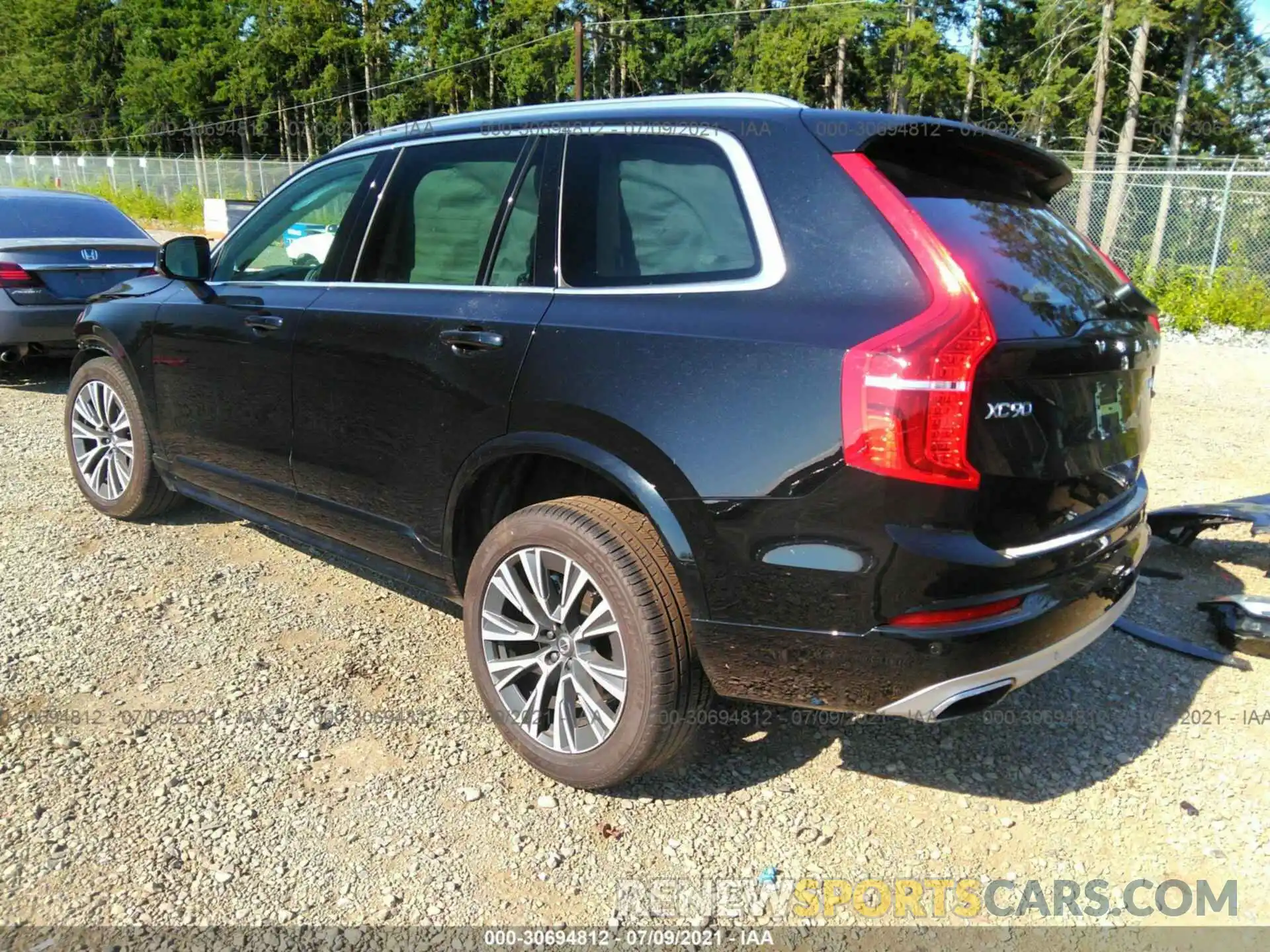 3 Photograph of a damaged car YV4102PK5M1730734 VOLVO XC90 2021