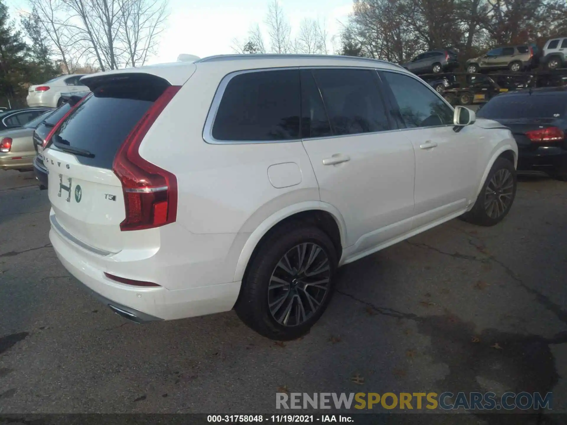 4 Photograph of a damaged car YV4102PK8M1770340 VOLVO XC90 2021