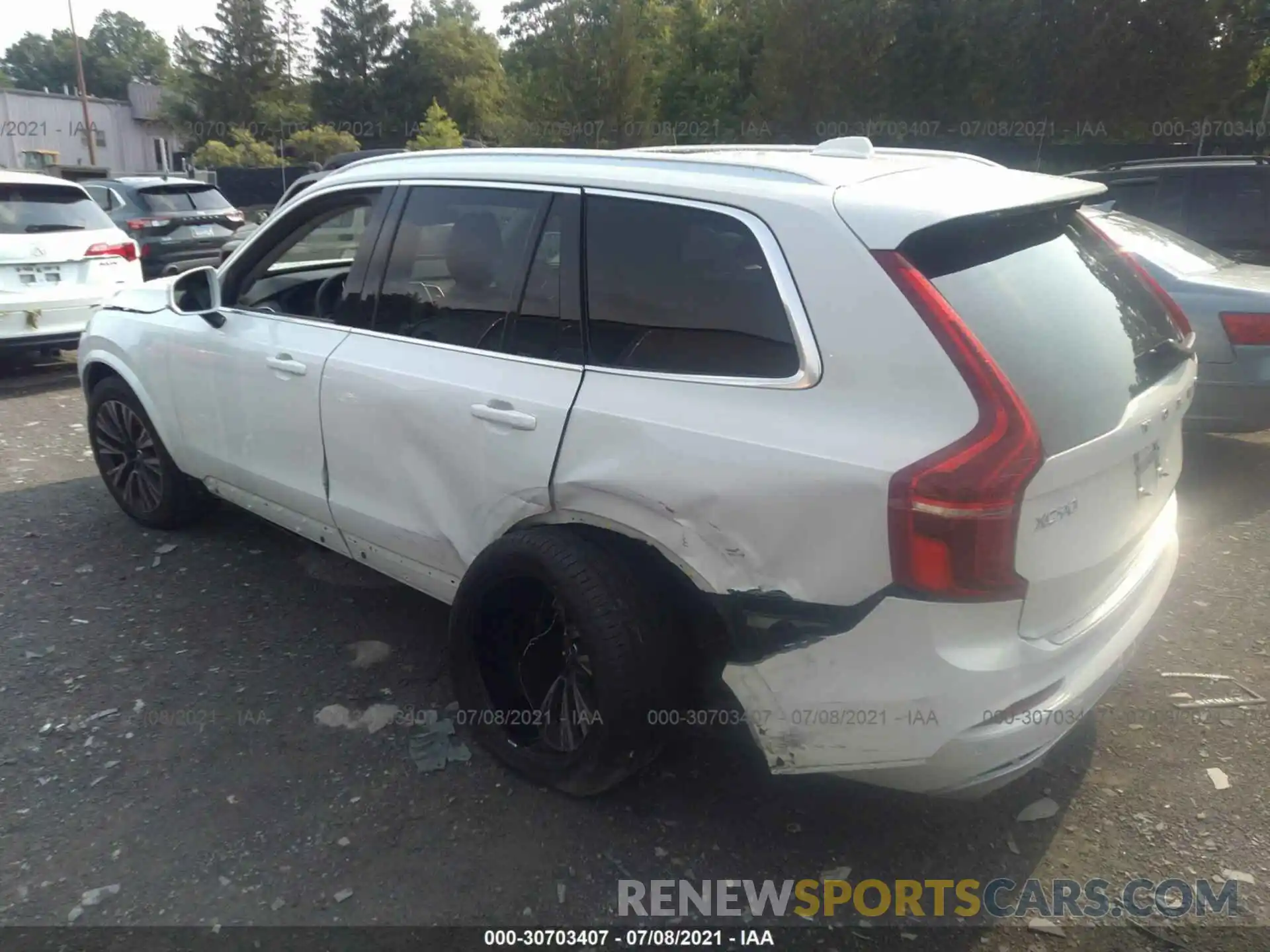 3 Photograph of a damaged car YV4102PKXM1687749 VOLVO XC90 2021