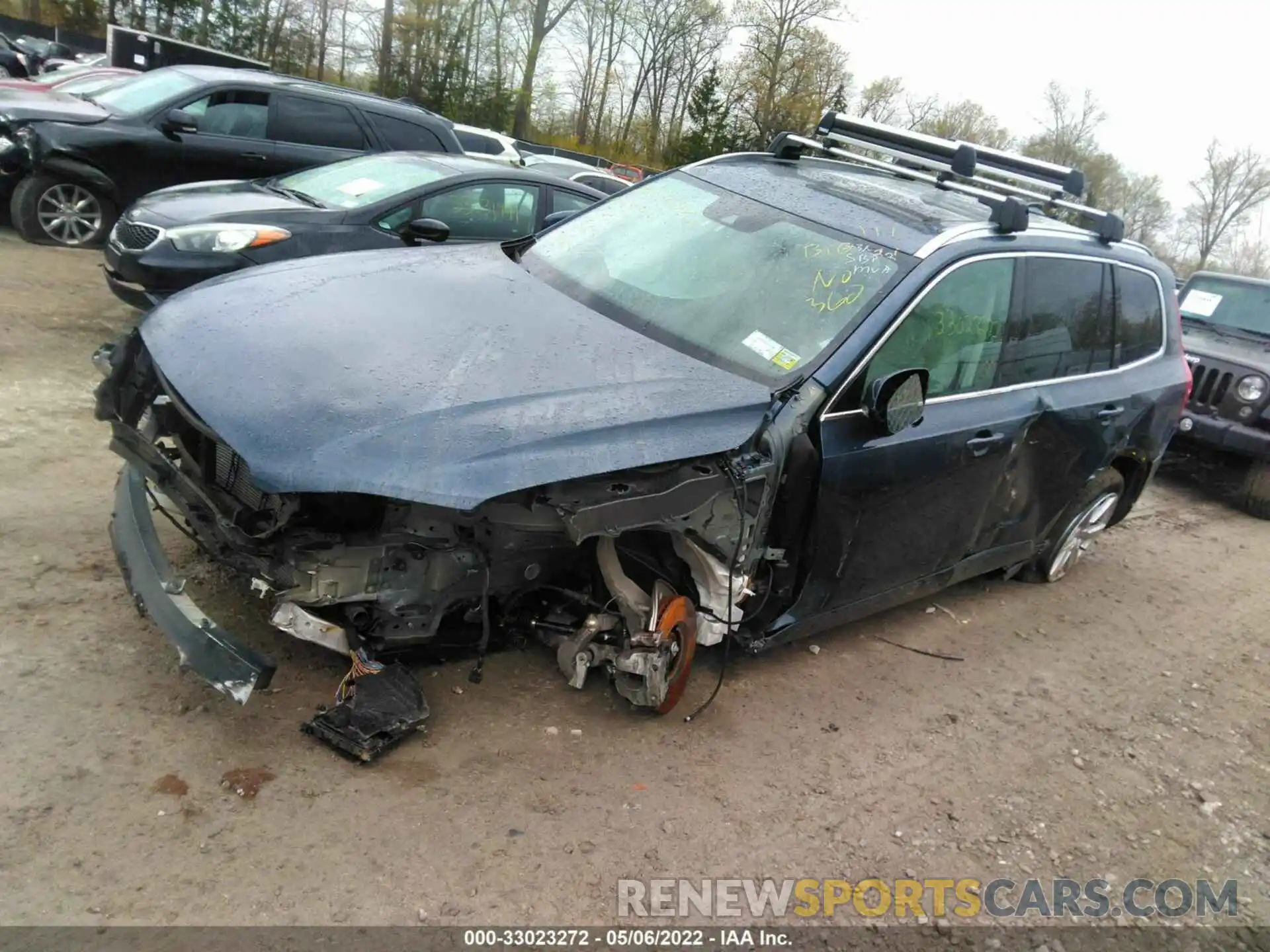 2 Photograph of a damaged car YV4A221K1M1732760 VOLVO XC90 2021