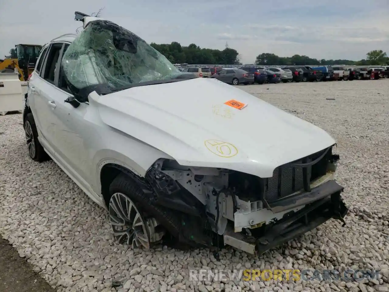 1 Photograph of a damaged car YV4A221K4M1720070 VOLVO XC90 2021