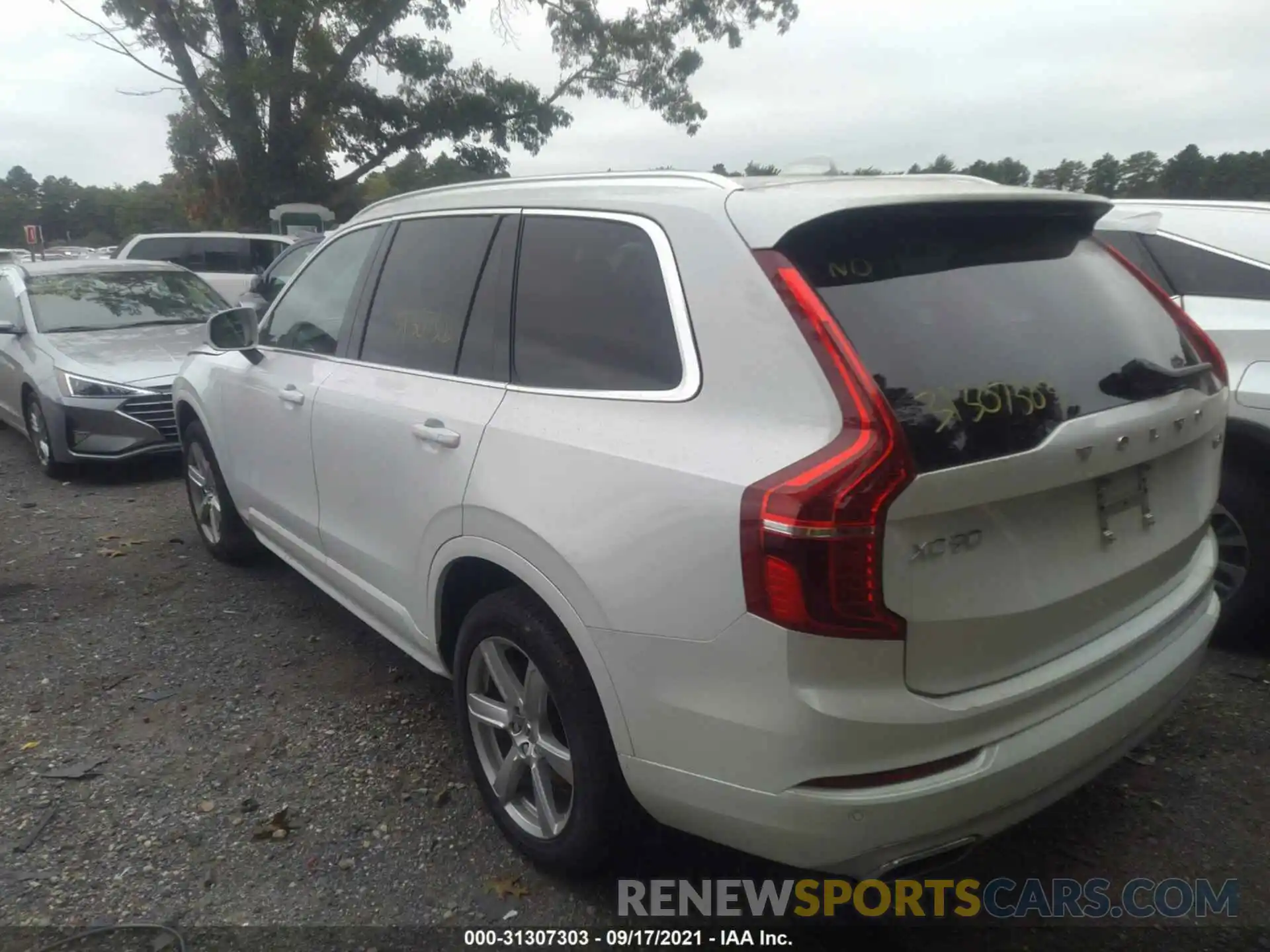 3 Photograph of a damaged car YV4A221K7M1694824 VOLVO XC90 2021