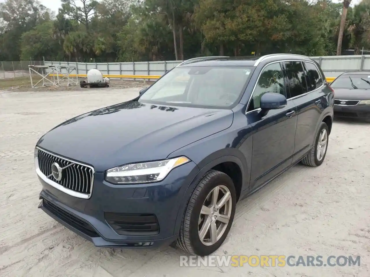 2 Photograph of a damaged car YV4A221K7M1712822 VOLVO XC90 2021