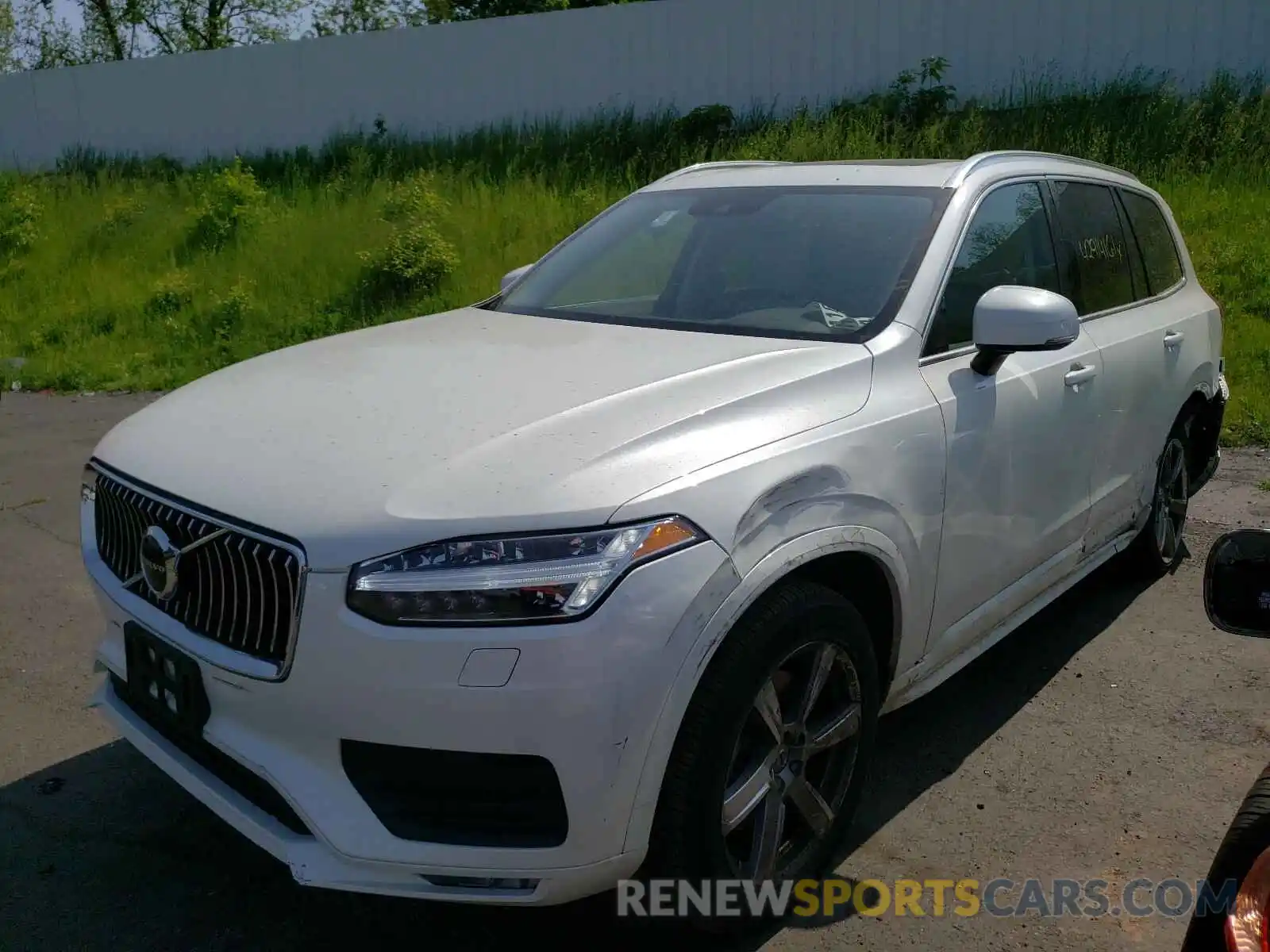 2 Photograph of a damaged car YV4A221K7M1713050 VOLVO XC90 2021