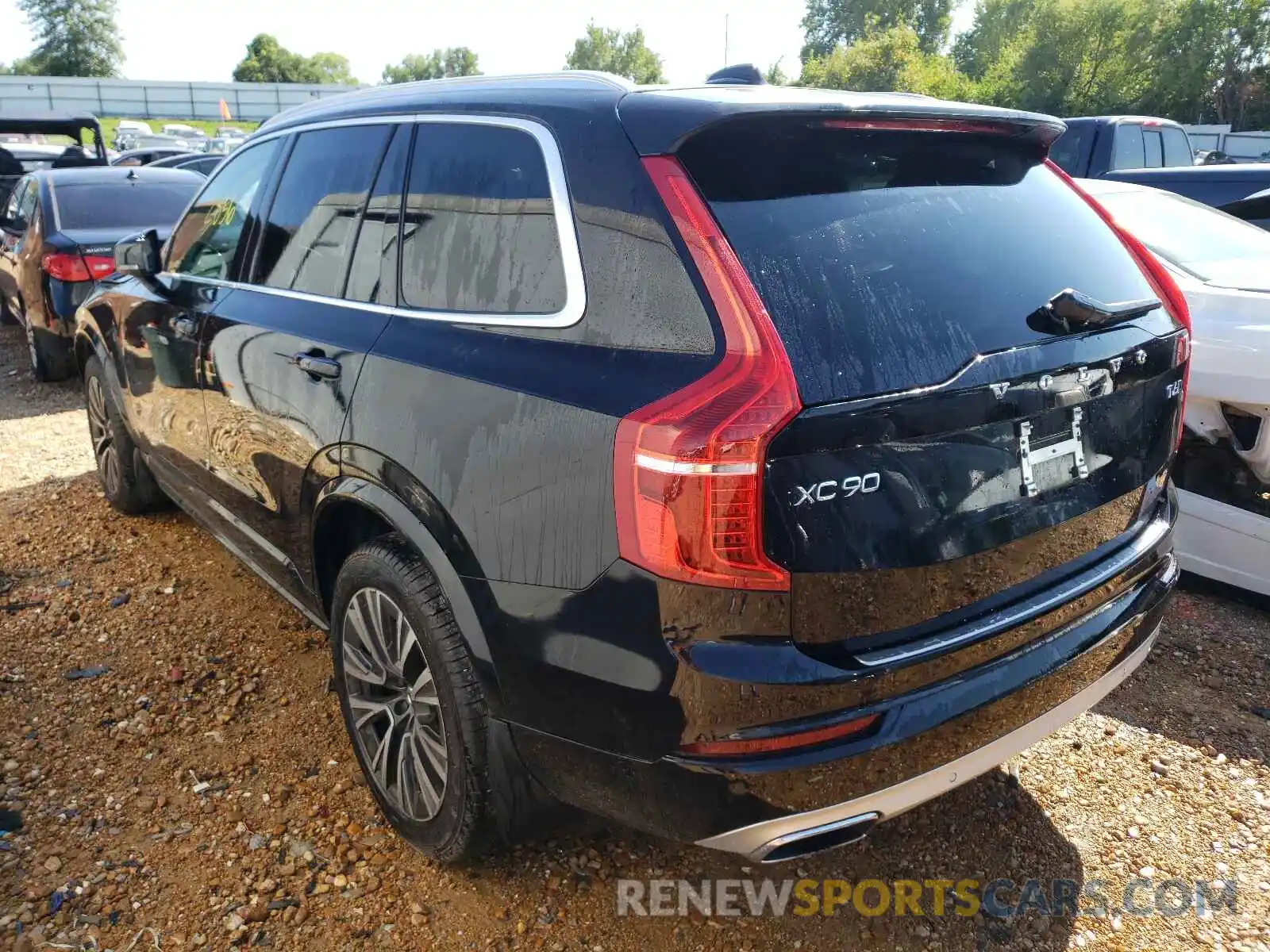 3 Photograph of a damaged car YV4A221K8M1673433 VOLVO XC90 2021