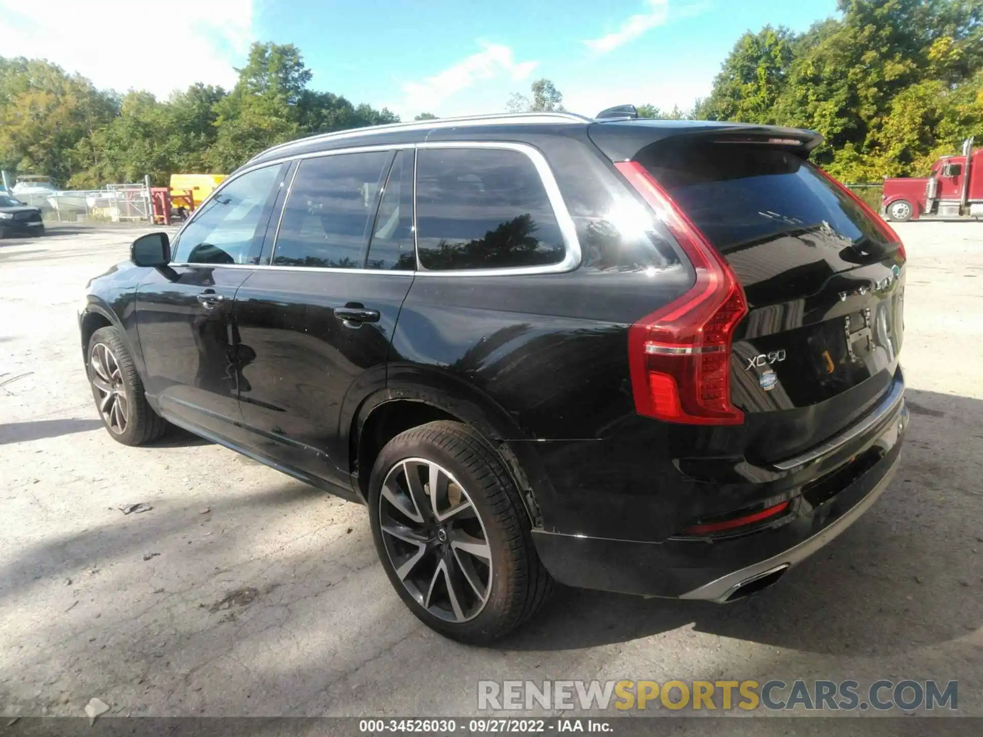 3 Photograph of a damaged car YV4A221K9M1687017 VOLVO XC90 2021