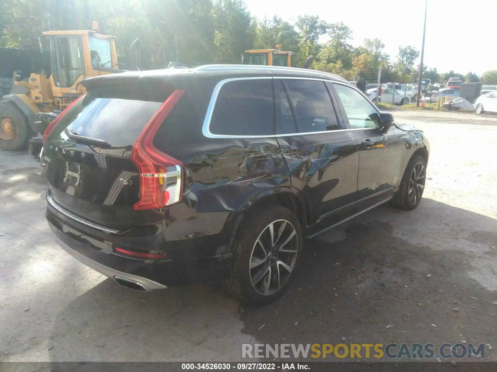 4 Photograph of a damaged car YV4A221K9M1687017 VOLVO XC90 2021