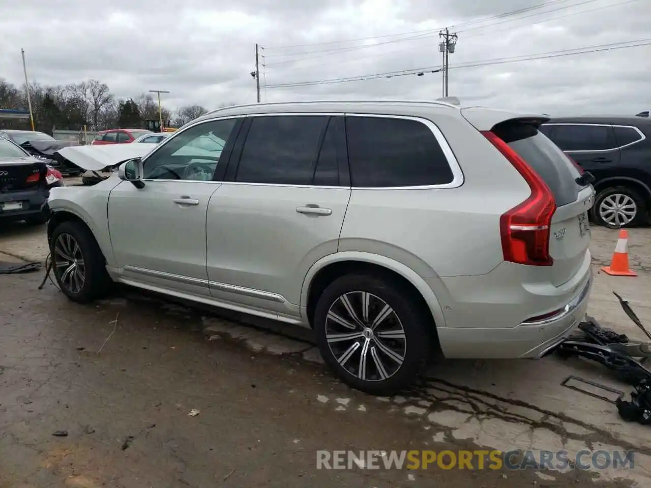 2 Photograph of a damaged car YV4A221L0M1686735 VOLVO XC90 2021