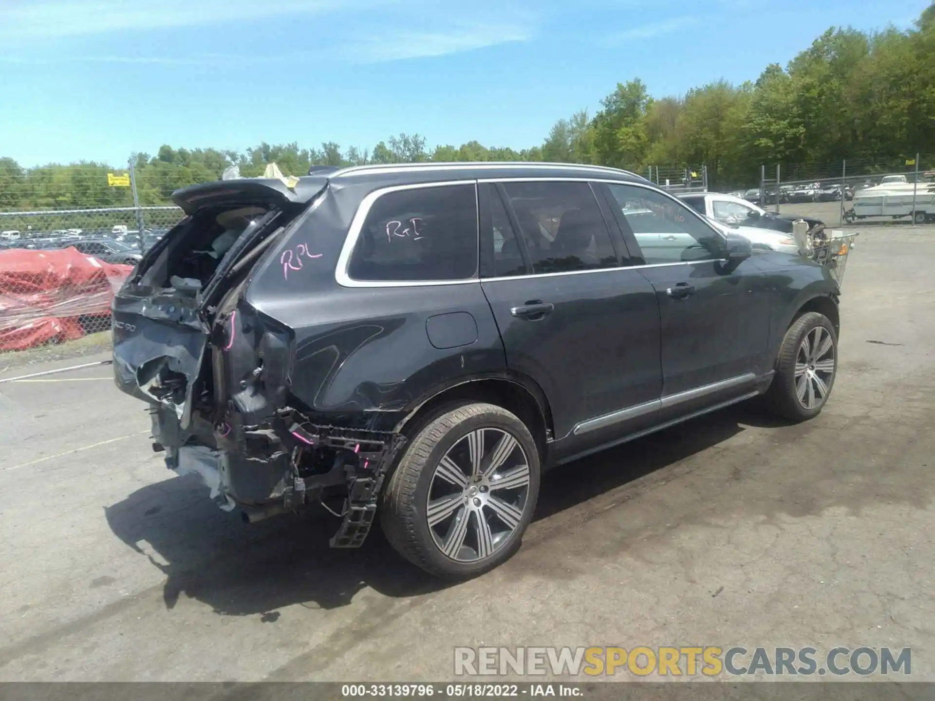 4 Photograph of a damaged car YV4A221L1M1672813 VOLVO XC90 2021