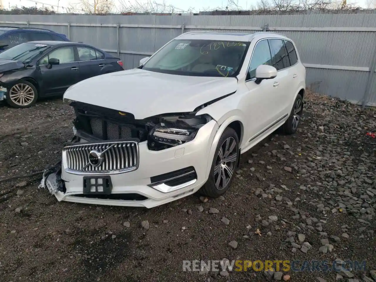 2 Photograph of a damaged car YV4A221L5M1678517 VOLVO XC90 2021