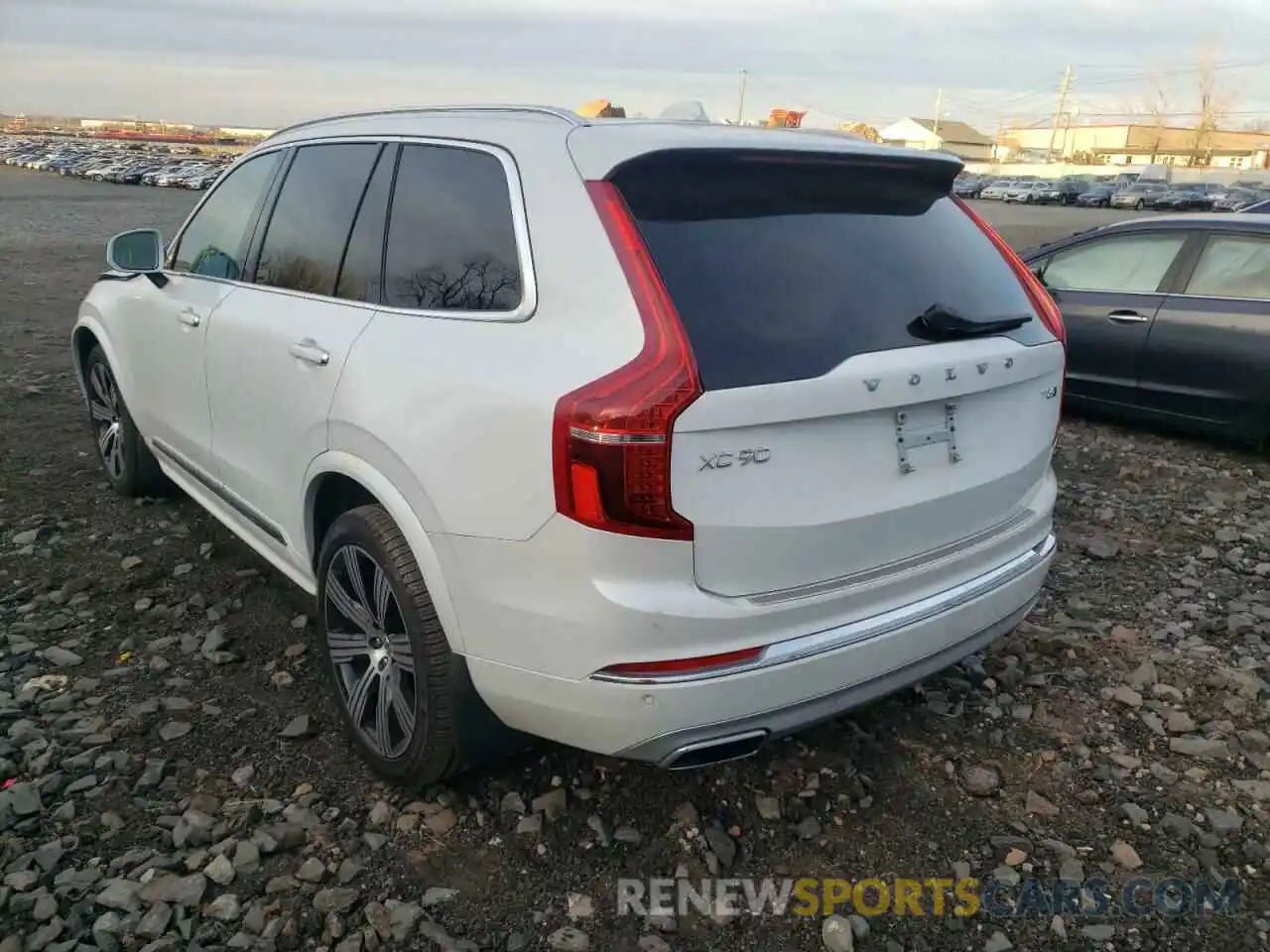 3 Фотография поврежденного автомобиля YV4A221L5M1678517 VOLVO XC90 2021