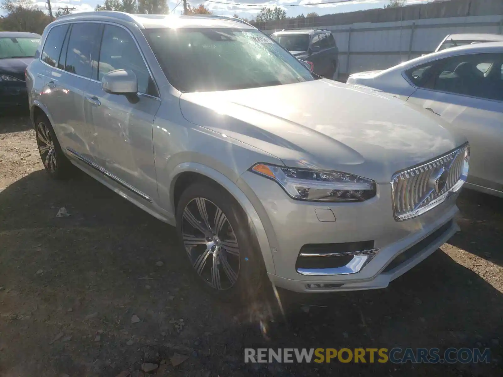 1 Photograph of a damaged car YV4A221L7M1729838 VOLVO XC90 2021