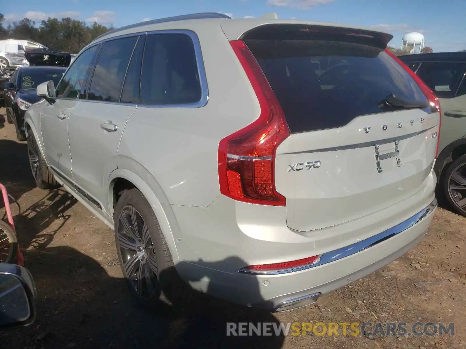 3 Photograph of a damaged car YV4A221L7M1729838 VOLVO XC90 2021