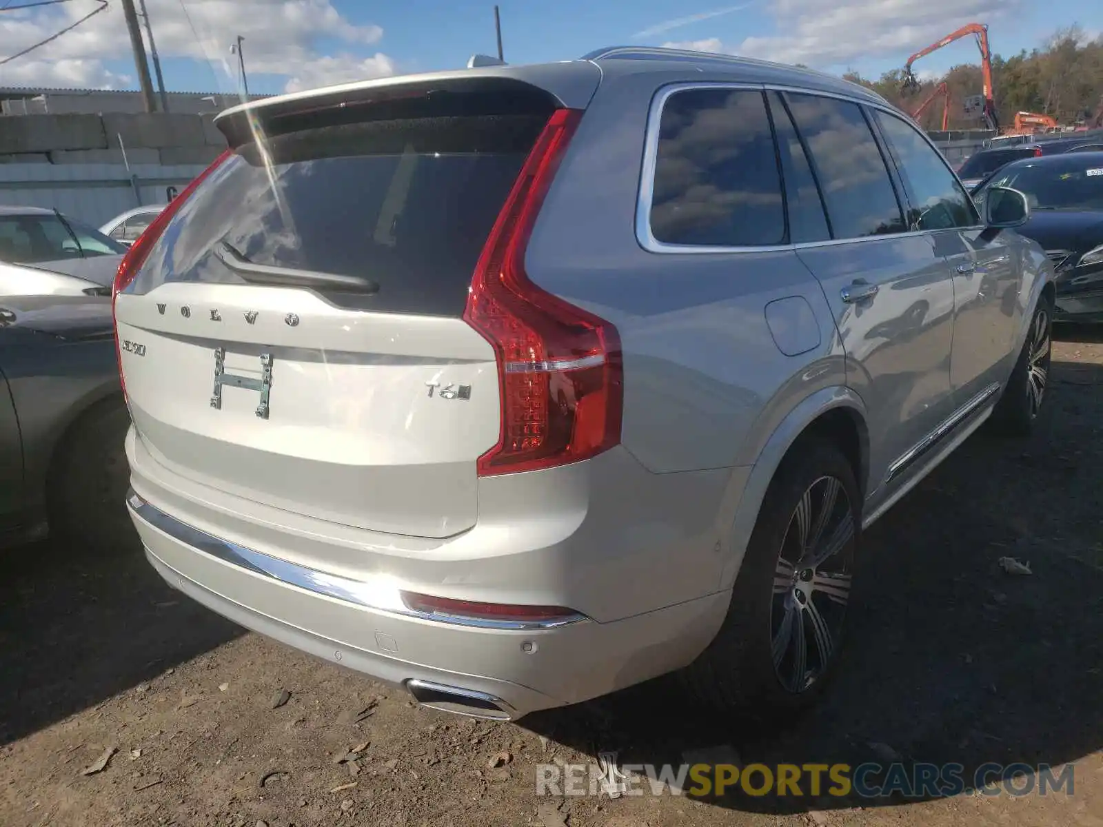 4 Фотография поврежденного автомобиля YV4A221L7M1729838 VOLVO XC90 2021