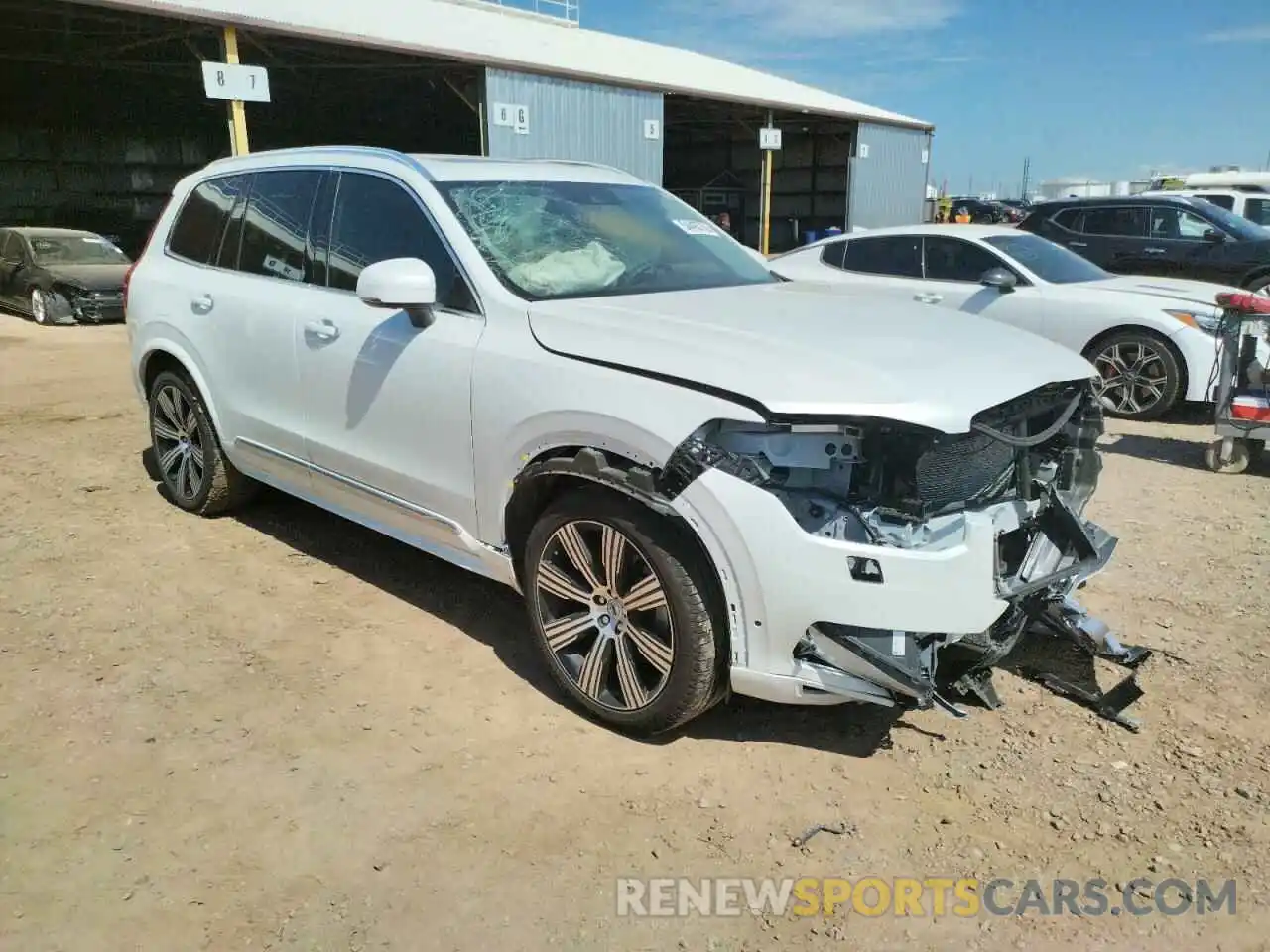 1 Photograph of a damaged car YV4A221L9M1731476 VOLVO XC90 2021