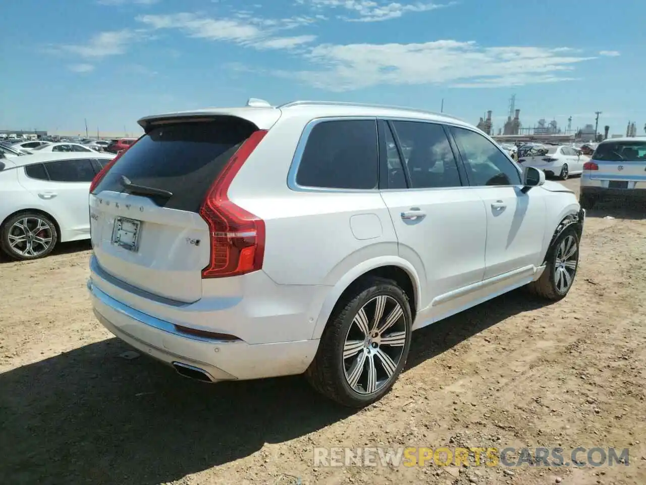 4 Photograph of a damaged car YV4A221L9M1731476 VOLVO XC90 2021