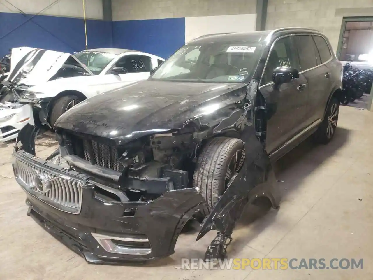 2 Photograph of a damaged car YV4A221LXM1670543 VOLVO XC90 2021