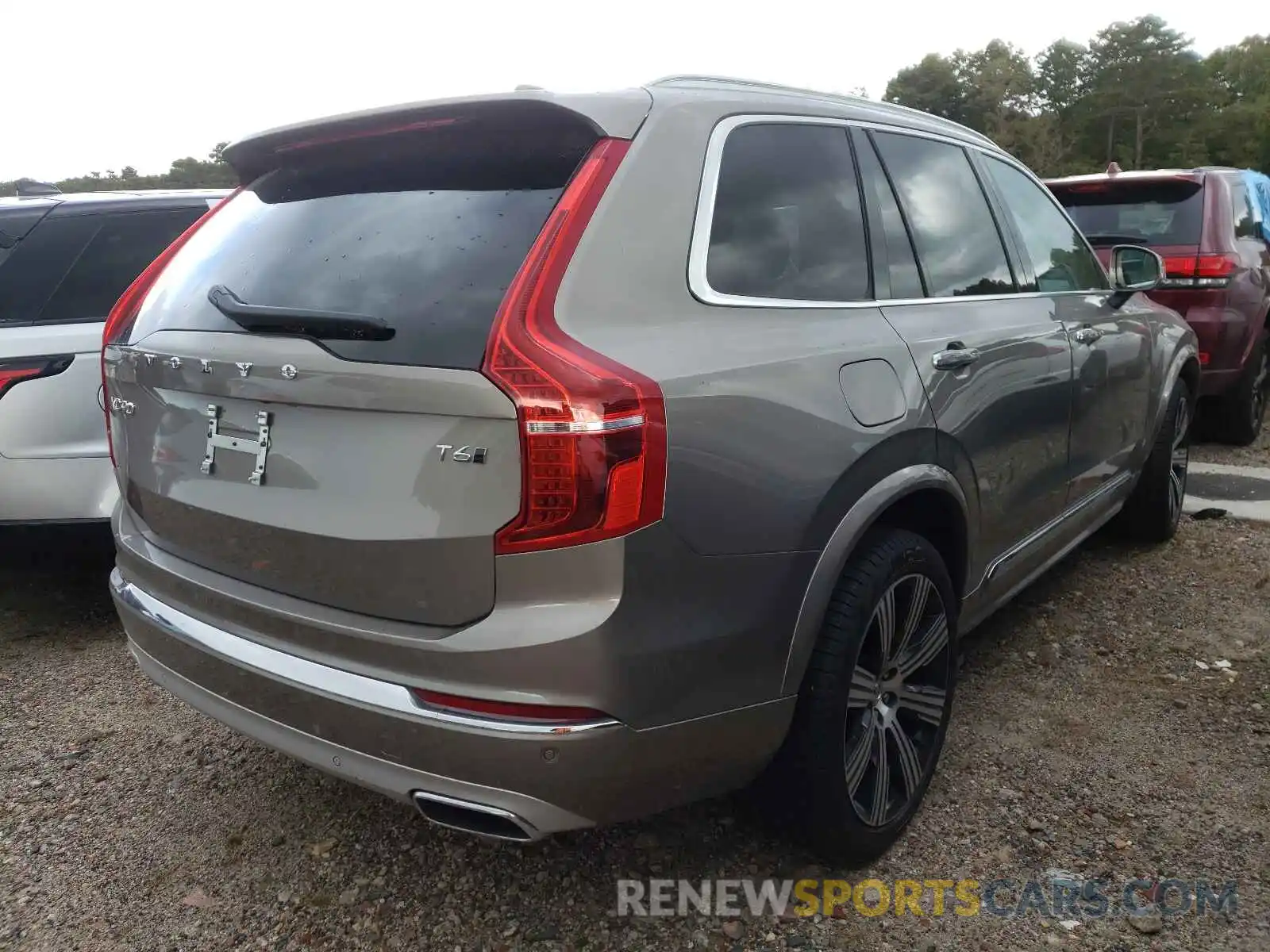 4 Photograph of a damaged car YV4A221LXM1753406 VOLVO XC90 2021