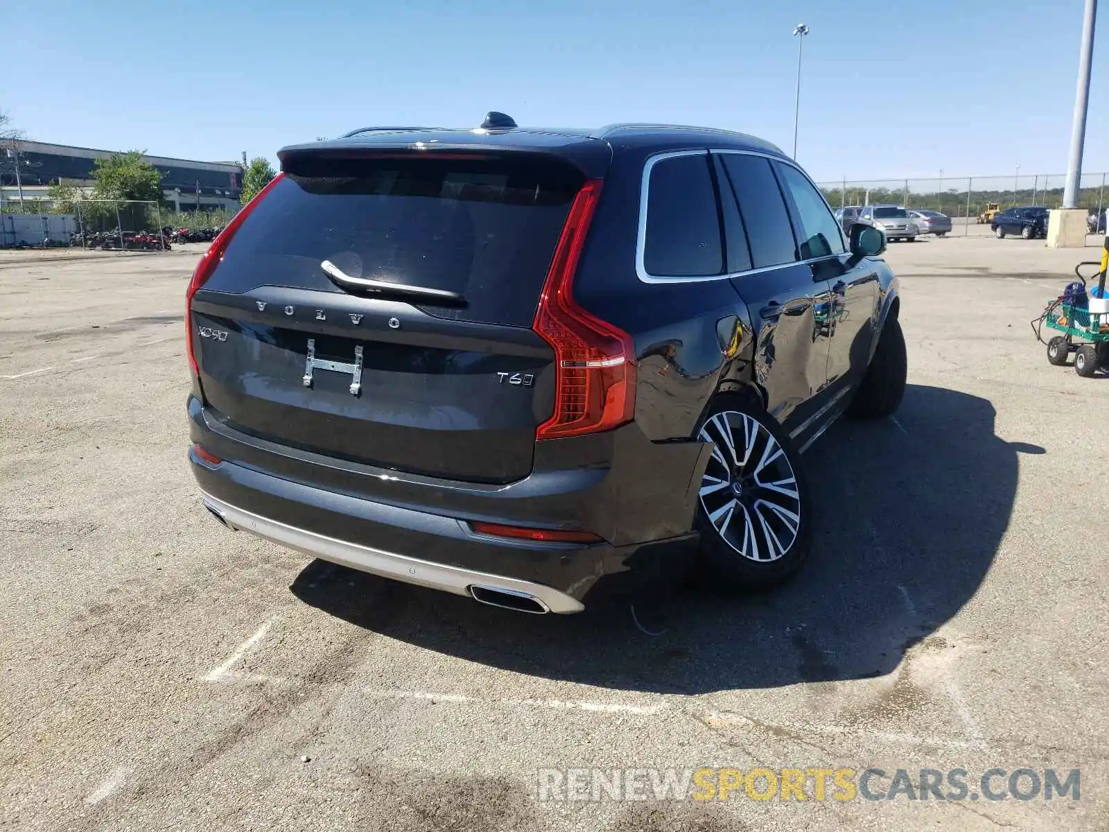 4 Photograph of a damaged car YV4A22PK1M1687827 VOLVO XC90 2021