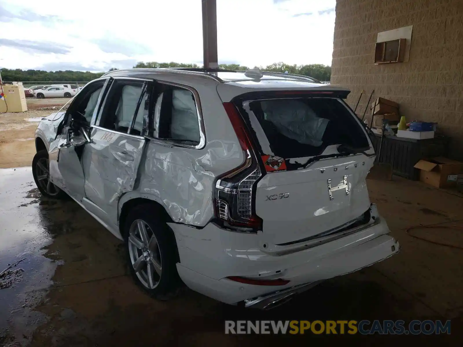 3 Photograph of a damaged car YV4A22PK4M1756350 VOLVO XC90 2021