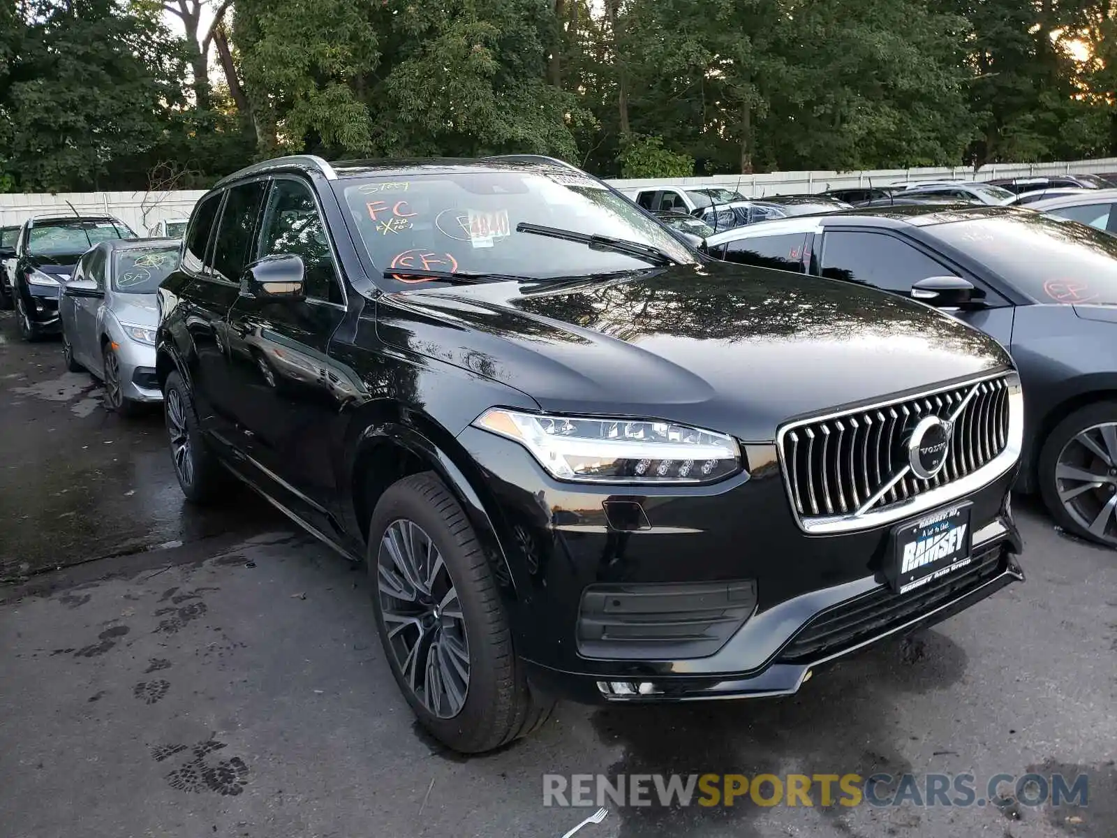 1 Фотография поврежденного автомобиля YV4A22PK5M1762836 VOLVO XC90 2021