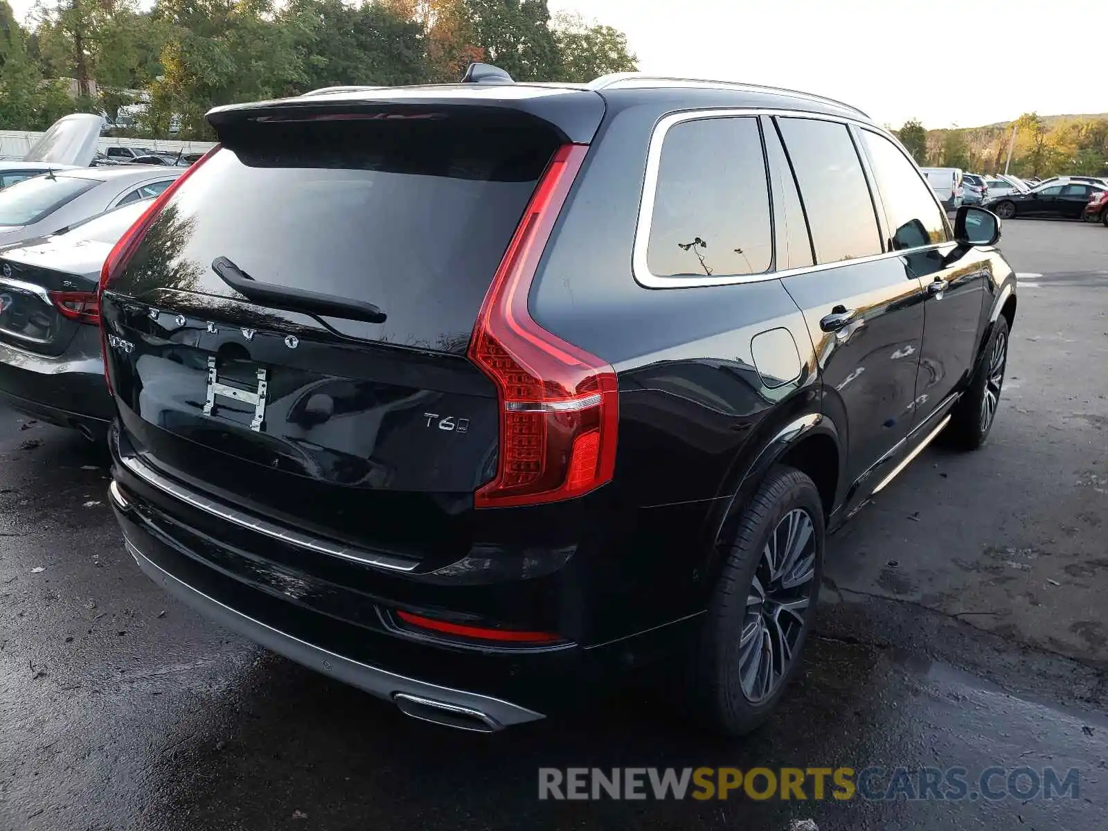 4 Photograph of a damaged car YV4A22PK5M1762836 VOLVO XC90 2021