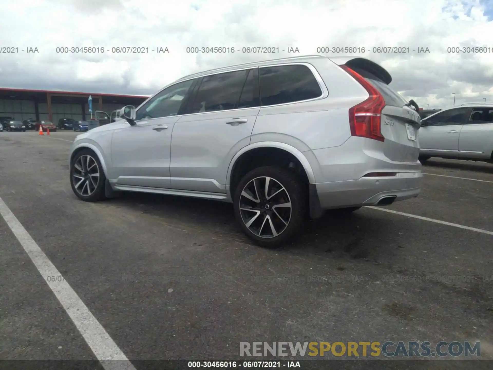 3 Photograph of a damaged car YV4A22PK6M1689900 VOLVO XC90 2021