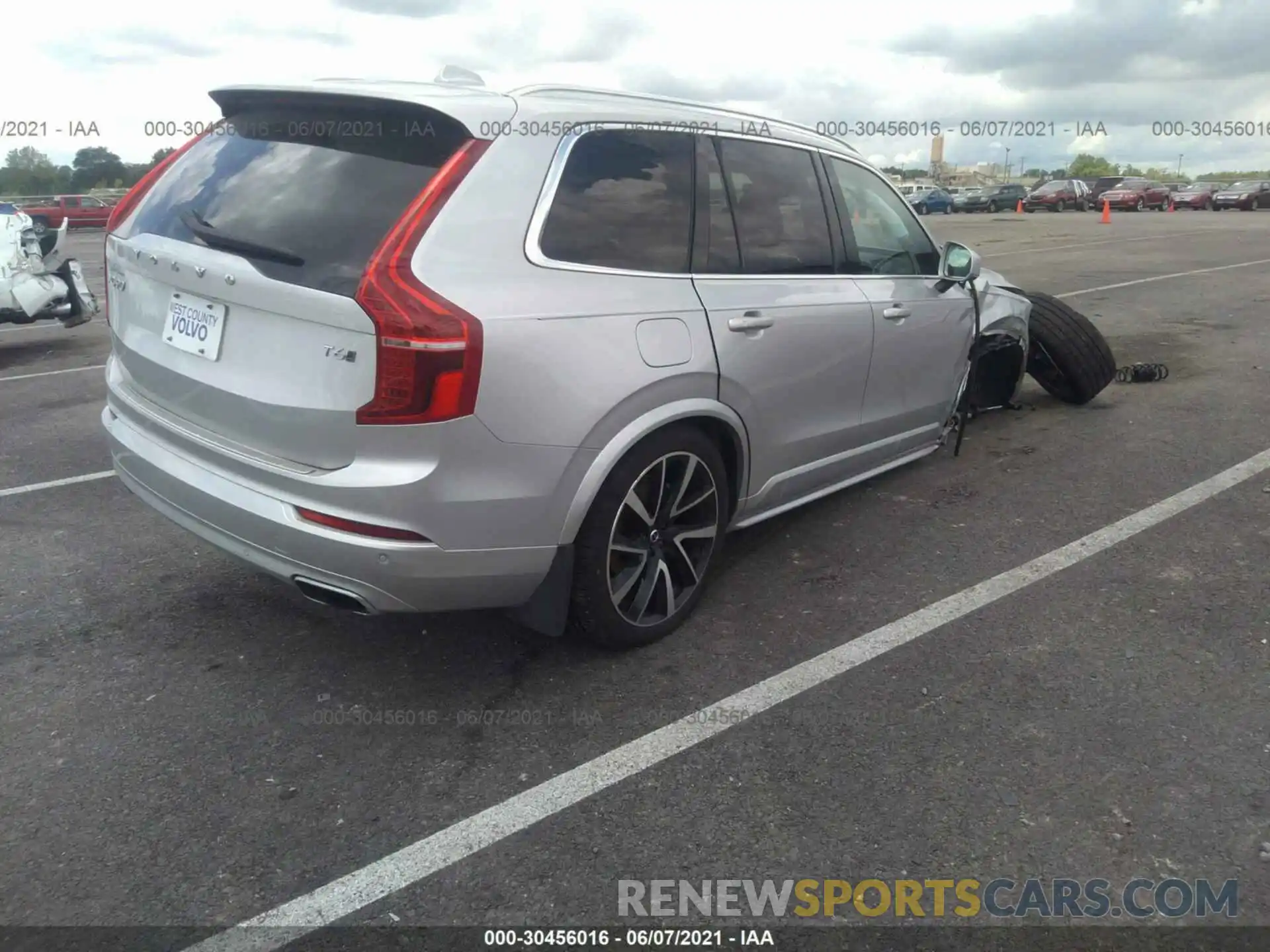 4 Photograph of a damaged car YV4A22PK6M1689900 VOLVO XC90 2021