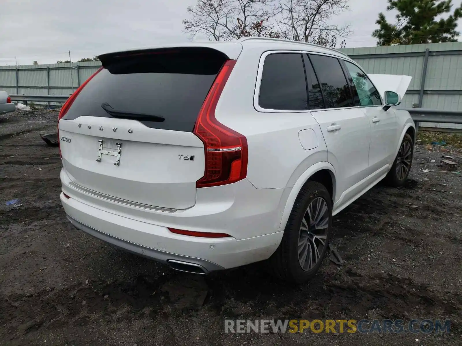 4 Фотография поврежденного автомобиля YV4A22PK7M1689422 VOLVO XC90 2021