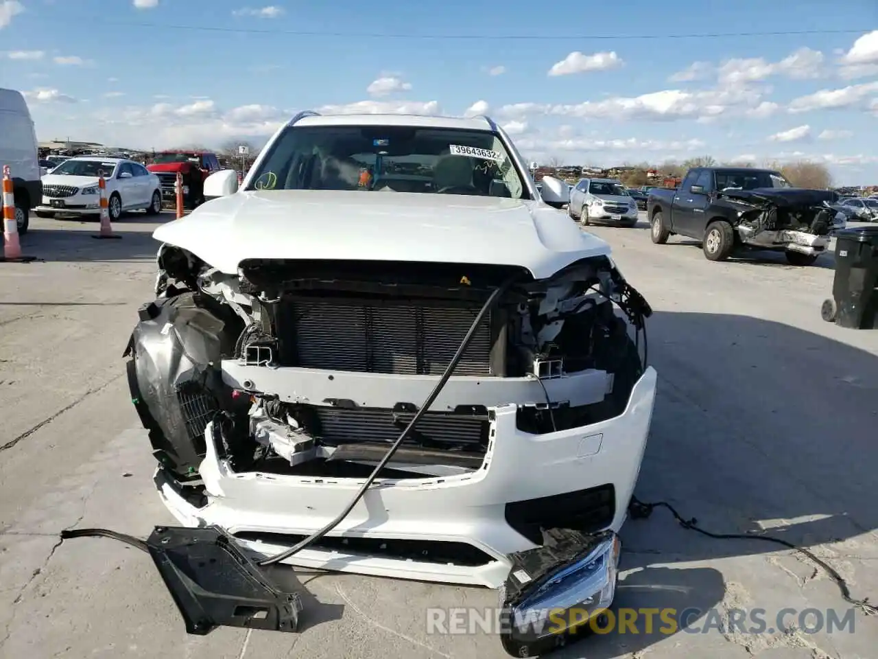 9 Photograph of a damaged car YV4A22PK7M1740871 VOLVO XC90 2021