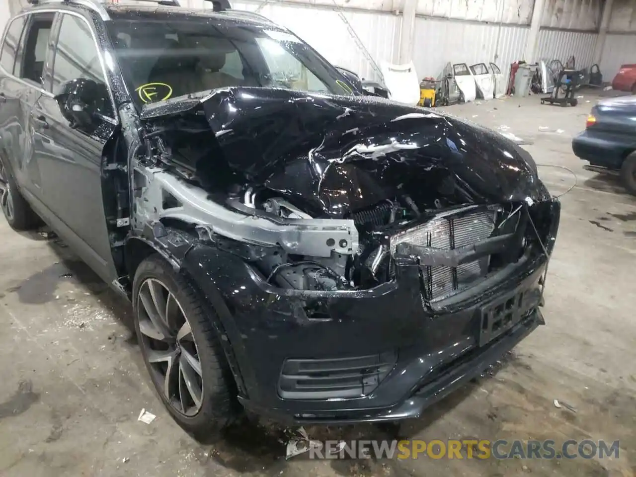 9 Photograph of a damaged car YV4A22PK8M1682575 VOLVO XC90 2021